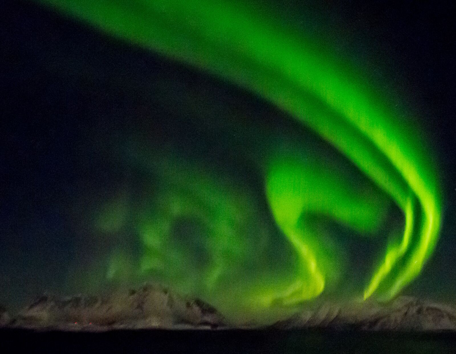 Nikon Coolpix P7100 sample photo. Aurora, northern lights, bergen photography