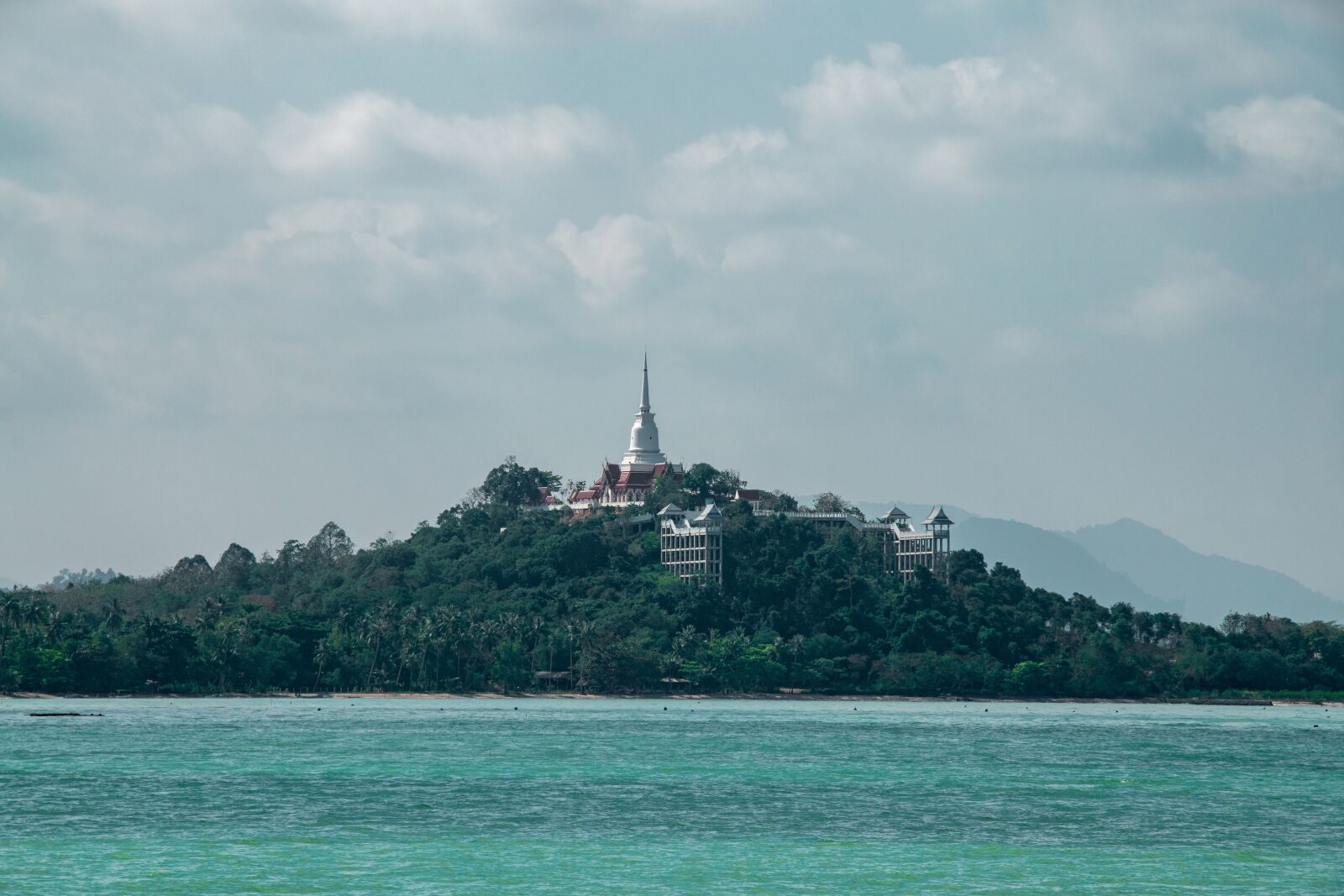 Nikon D5600 sample photo. Temple, buddhism, mountains photography