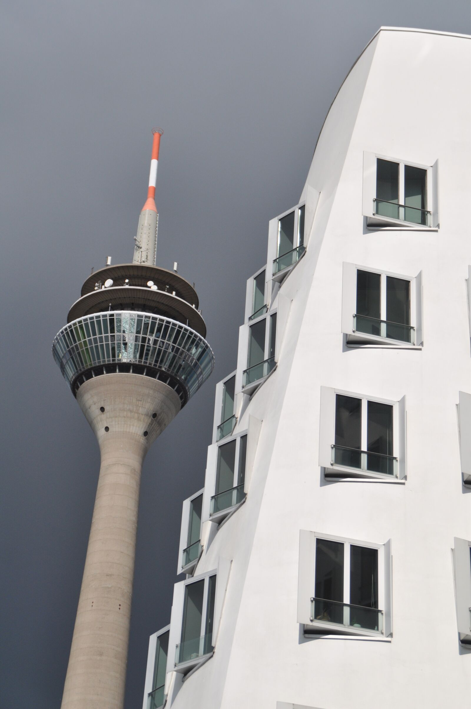 Nikon D5000 sample photo. Gehry buildings, d sseldorf photography
