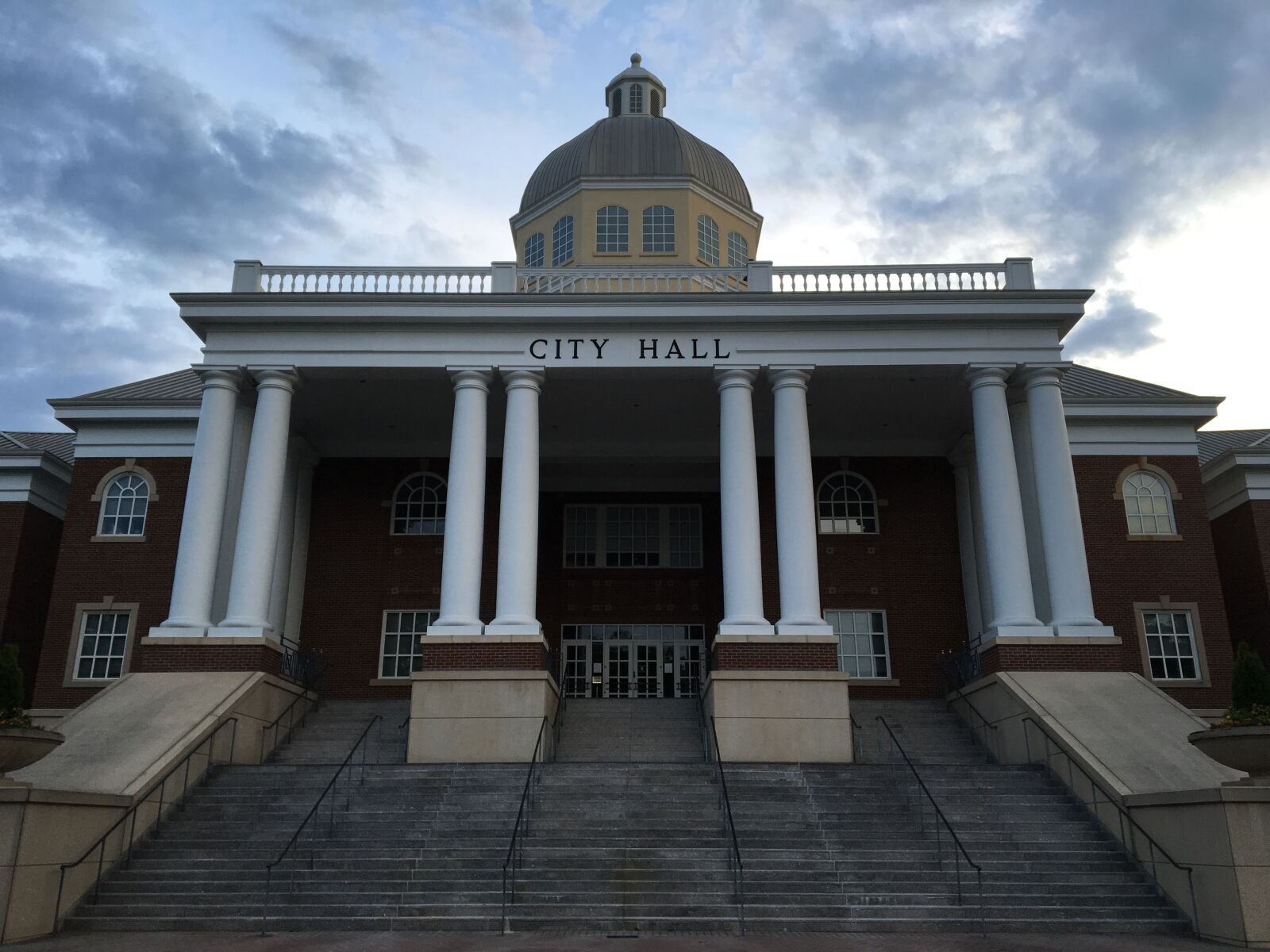 Apple iPhone 6s sample photo. Roswell, atlanta, courthouse photography