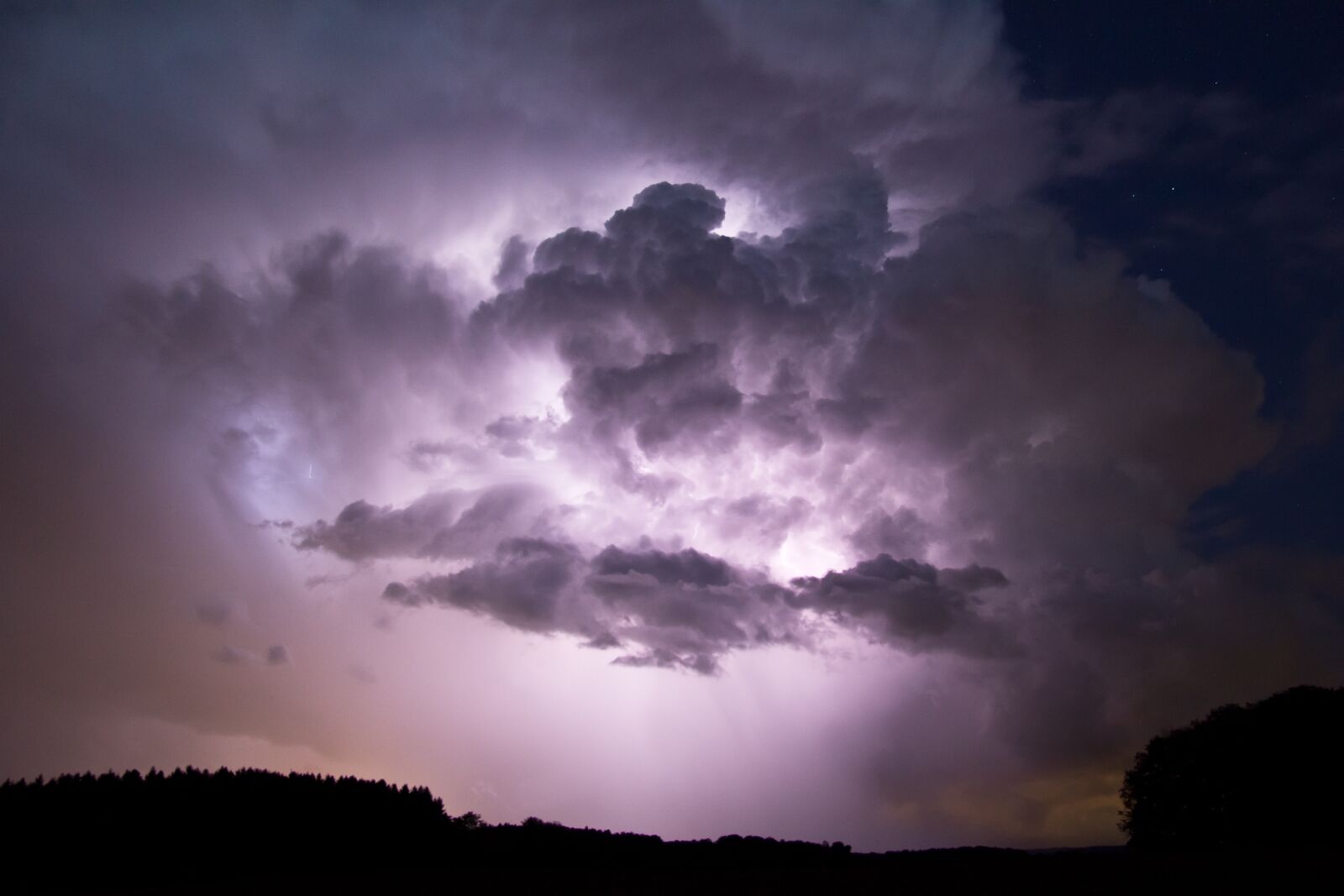 Canon EF-S 17-85mm F4-5.6 IS USM sample photo. Flash, thunderstorm, a thunderstorm photography