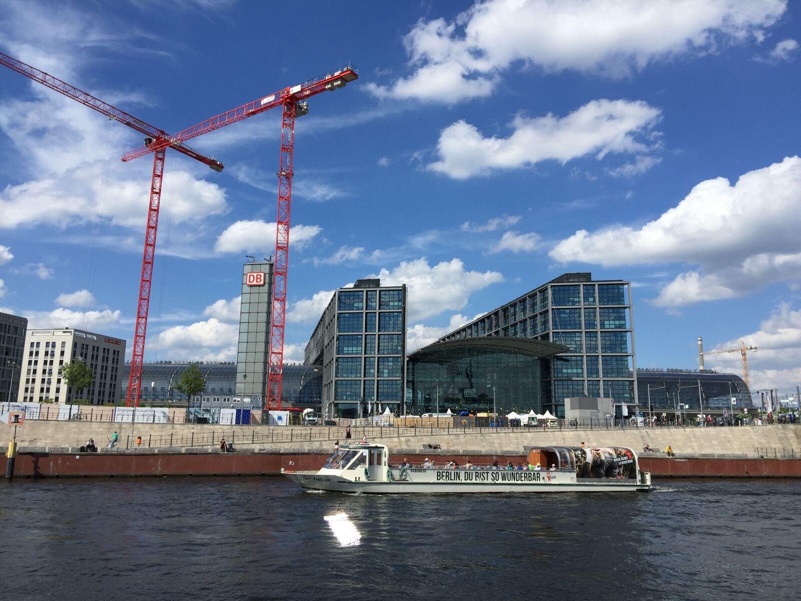 iPhone 6 Plus back camera 4.15mm f/2.2 sample photo. Berlin, deutsche bahn, spree photography