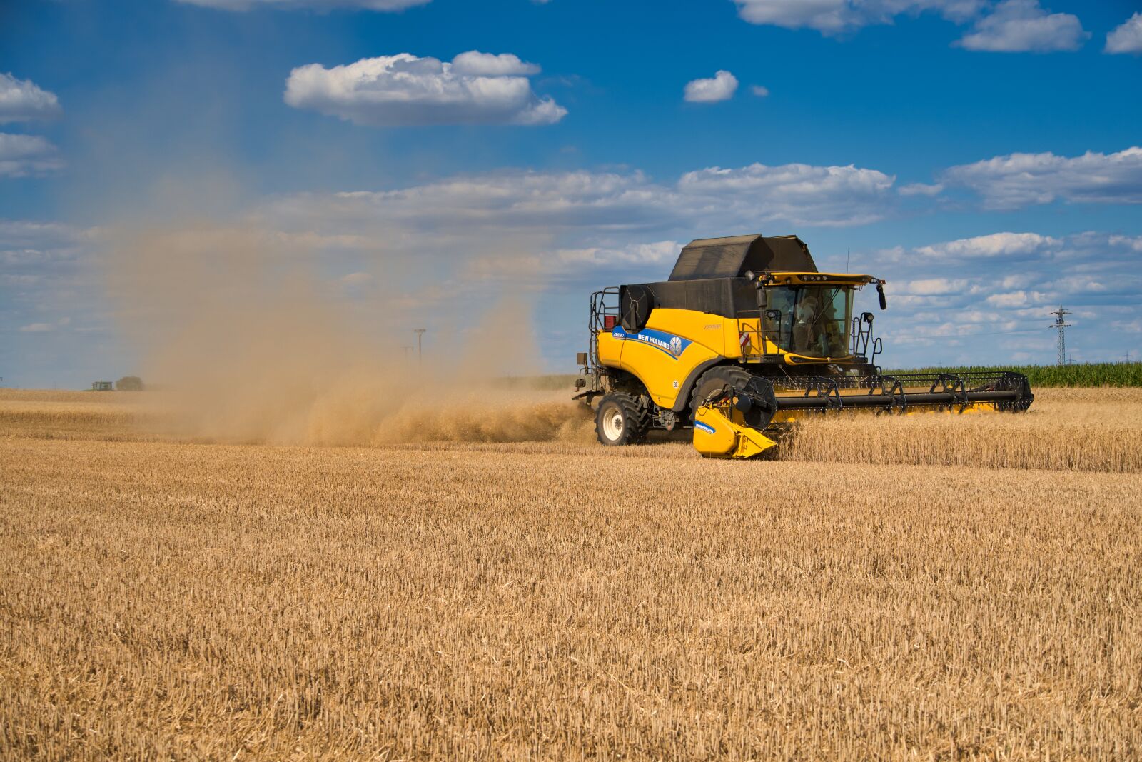 Sony a6400 sample photo. Combine harvester, agriculture, wheat photography