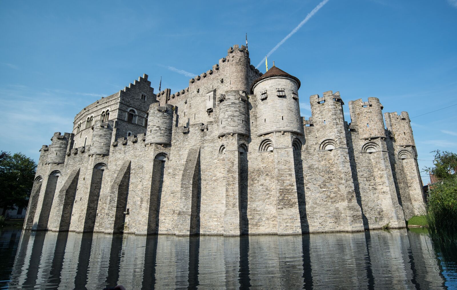 Nikon D610 sample photo. Ghent, castle, medieval photography