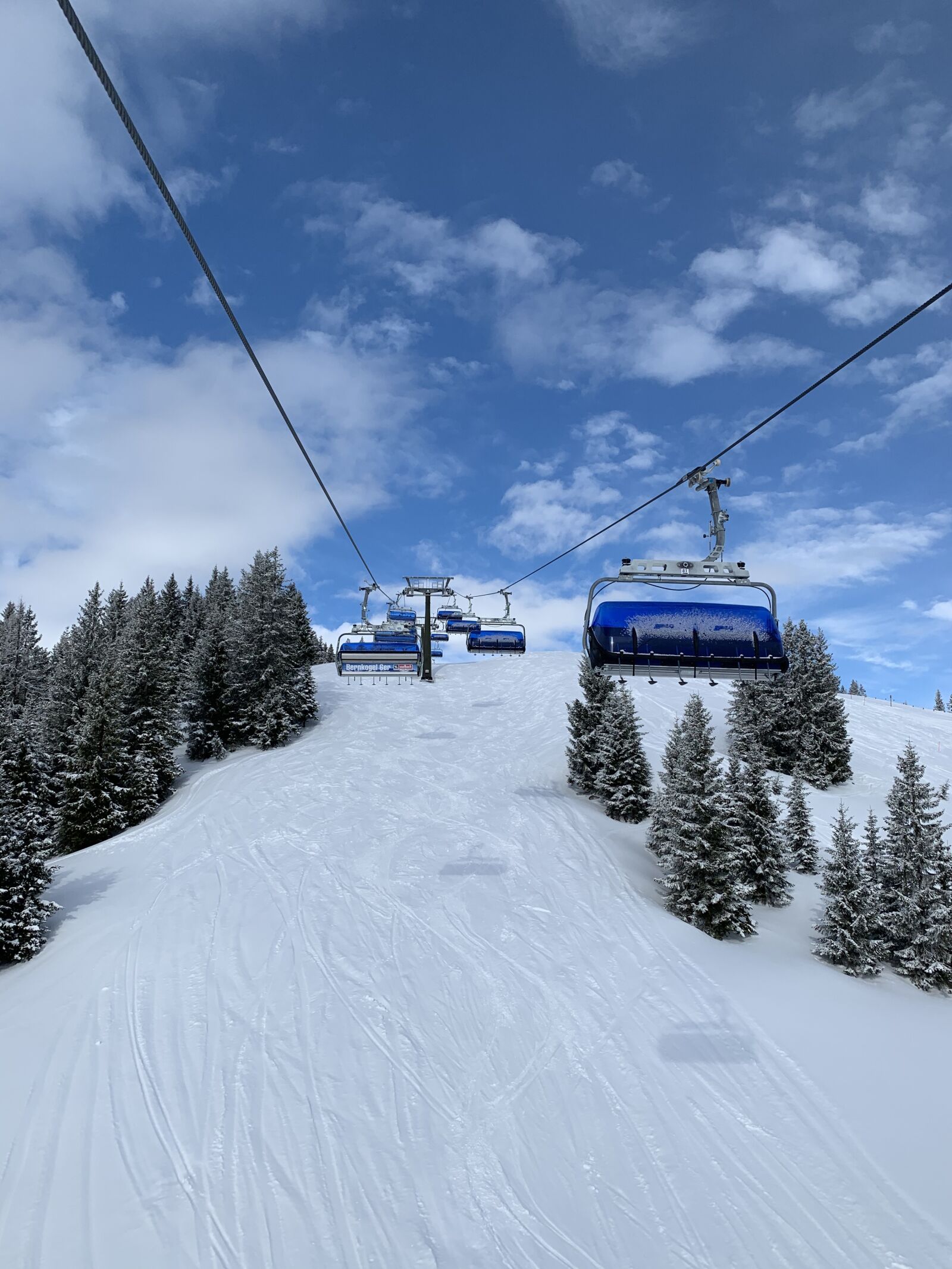 Apple iPhone XS sample photo. Snow, mountains, ski photography