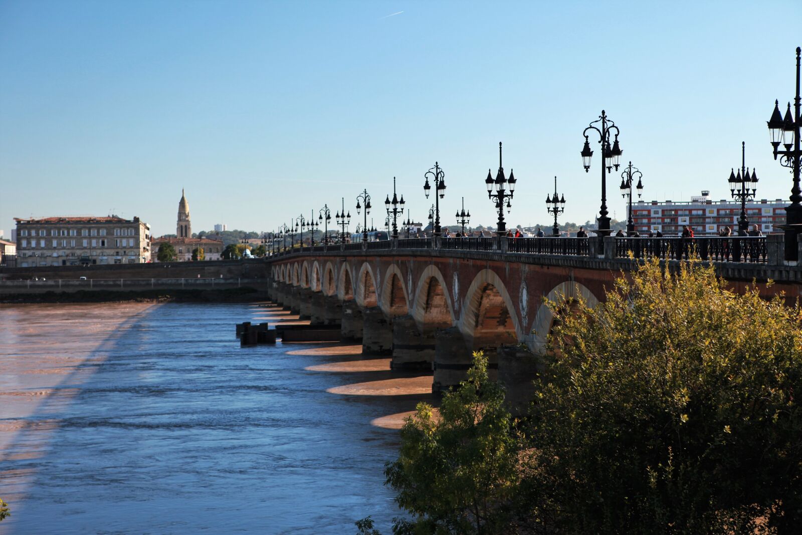 Canon EOS 5D Mark II sample photo. Bordeaux, the morning sun photography