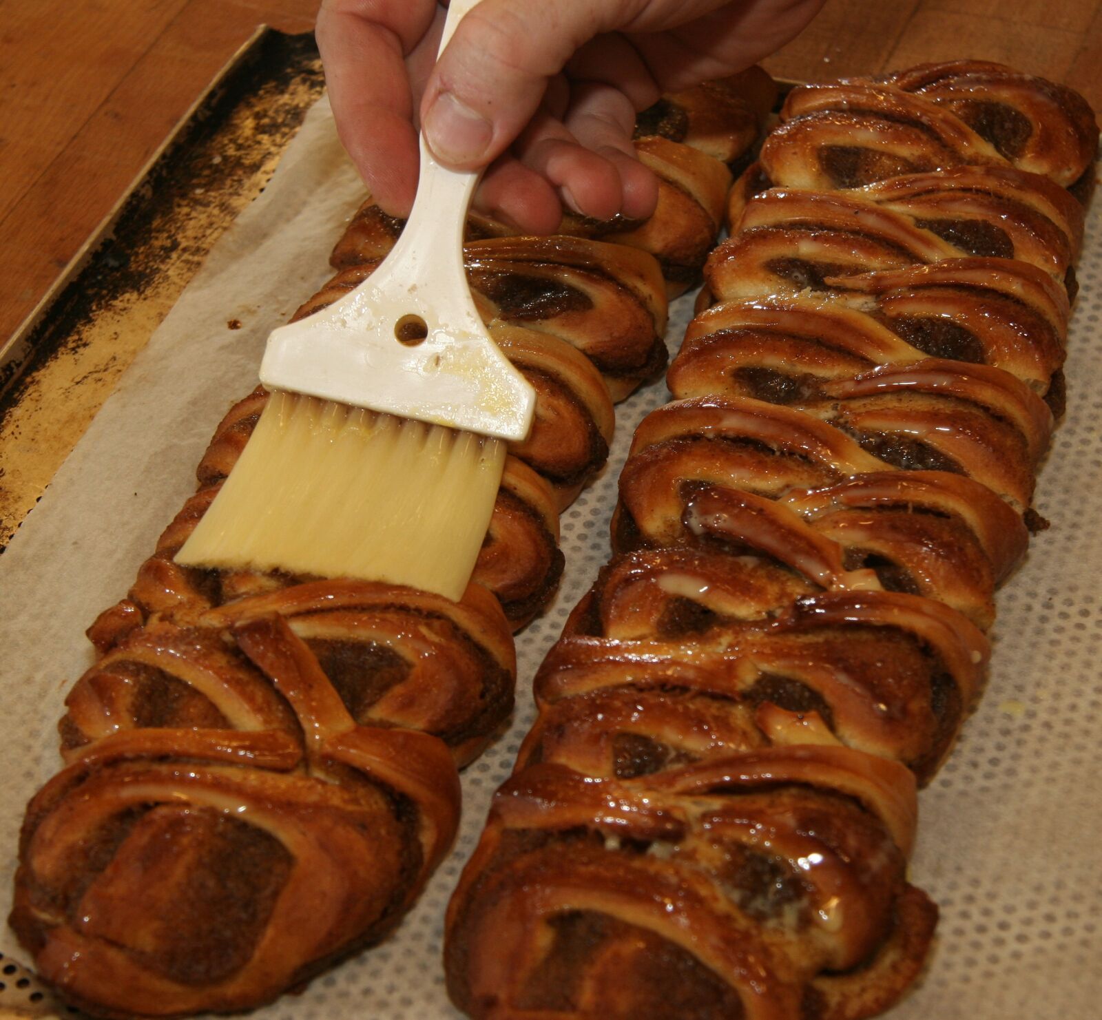 Canon EOS 20D sample photo. Great-rod, baker, pastry photography