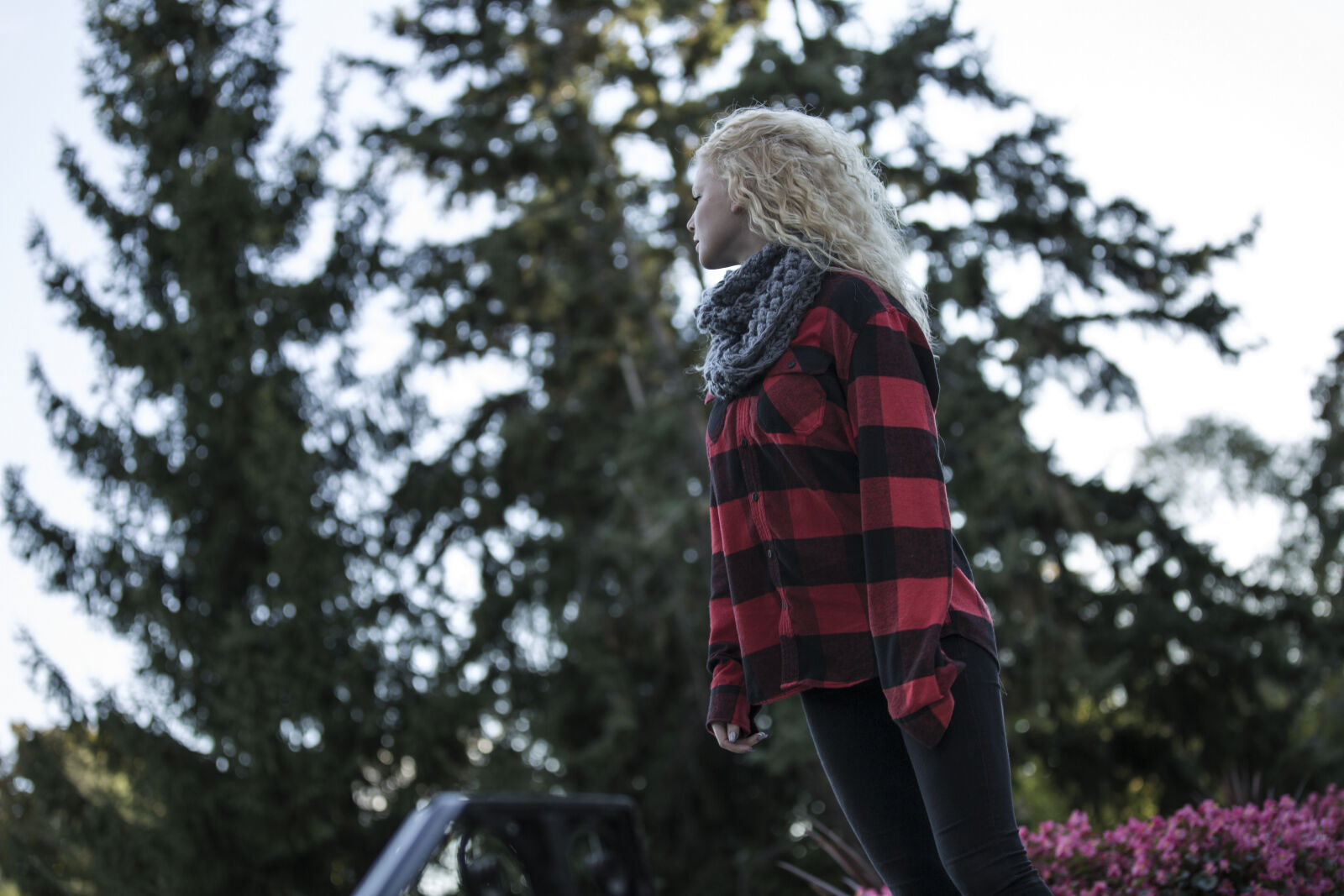 Canon EOS 5D Mark III sample photo. Woman, in, black, and photography
