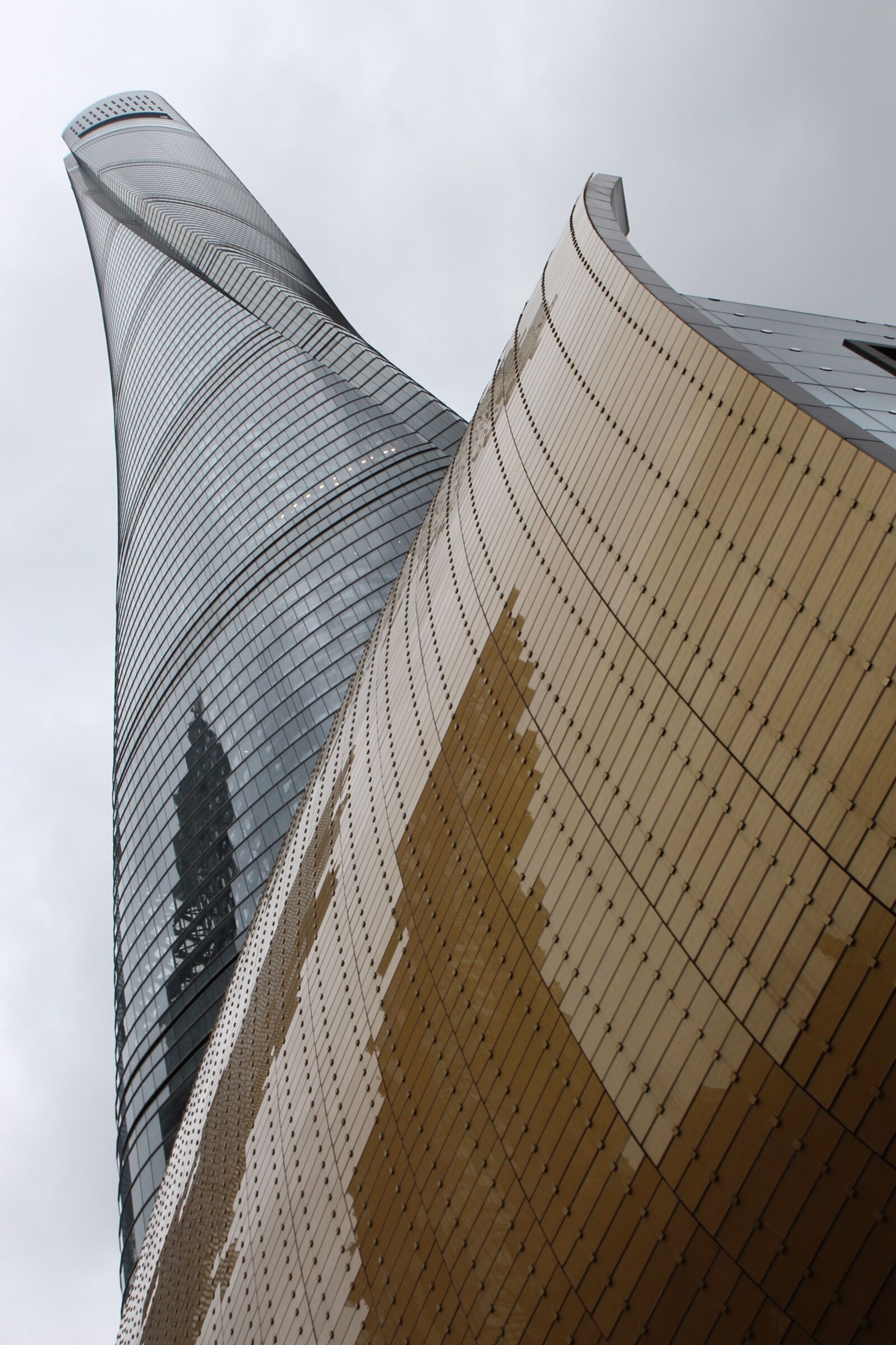Canon EOS 700D (EOS Rebel T5i / EOS Kiss X7i) sample photo. Shanghai, skyscrapers, china photography