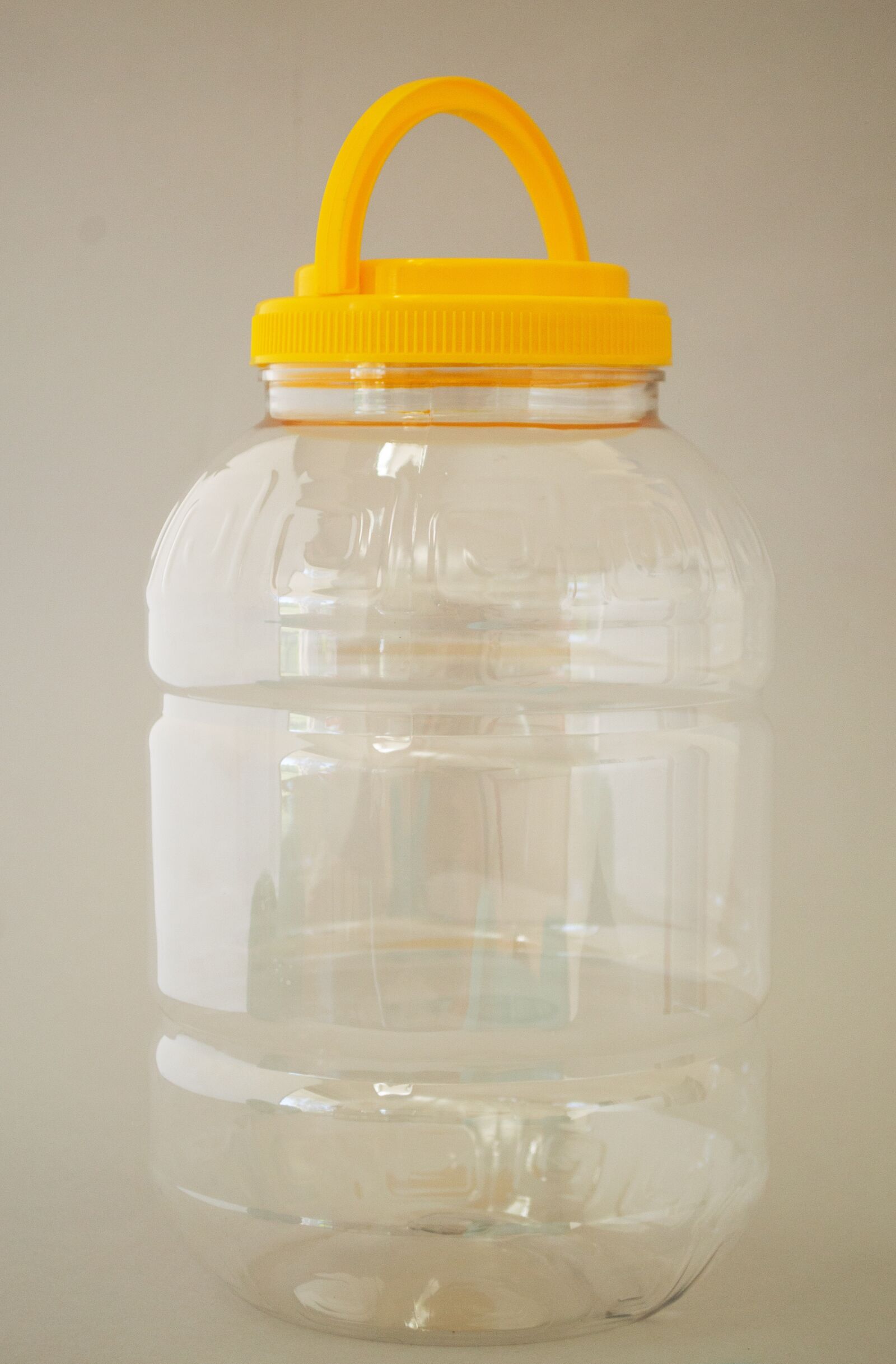 Nikon D3100 sample photo. Pet jar with cap photography