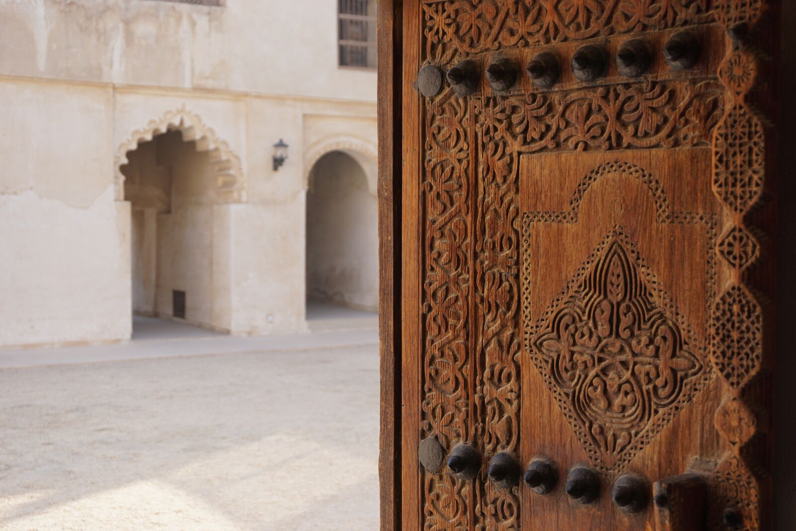 Sony a6000 sample photo. Door, house, arab photography