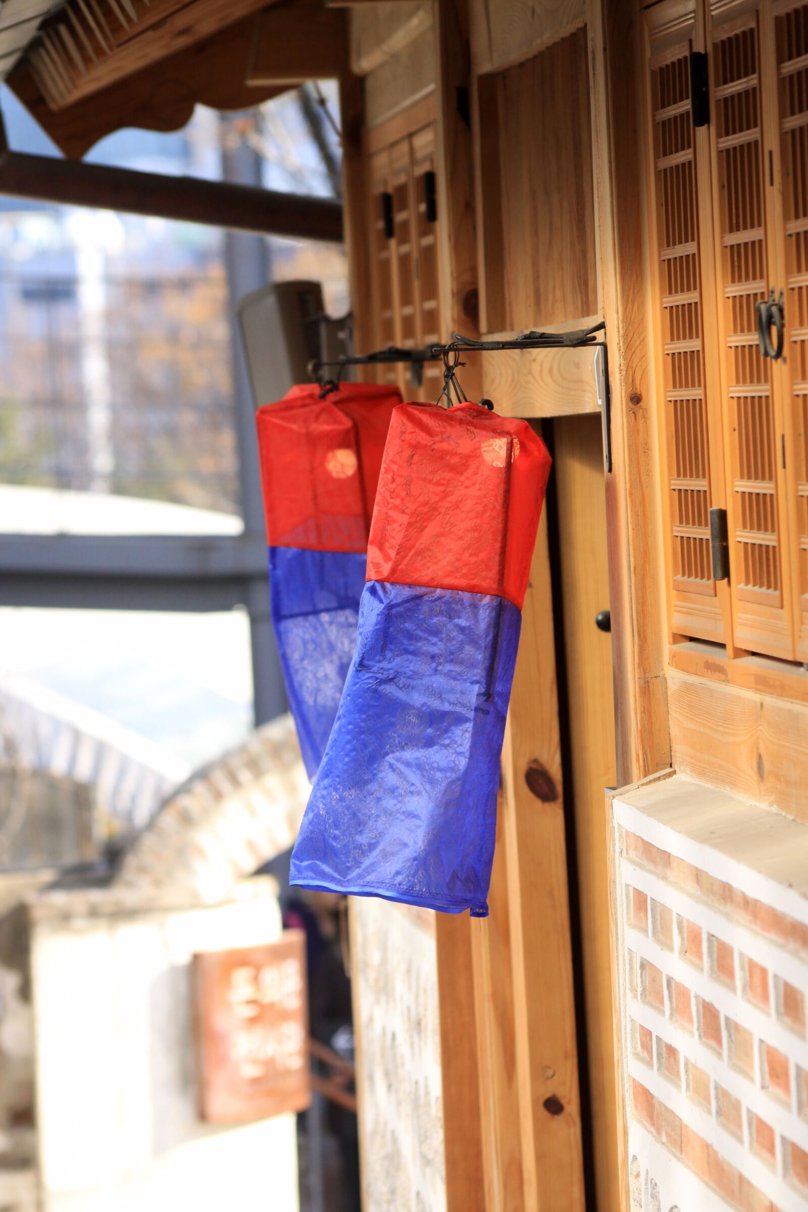 Canon EOS 50D sample photo. Building lantern, lantern, republic photography