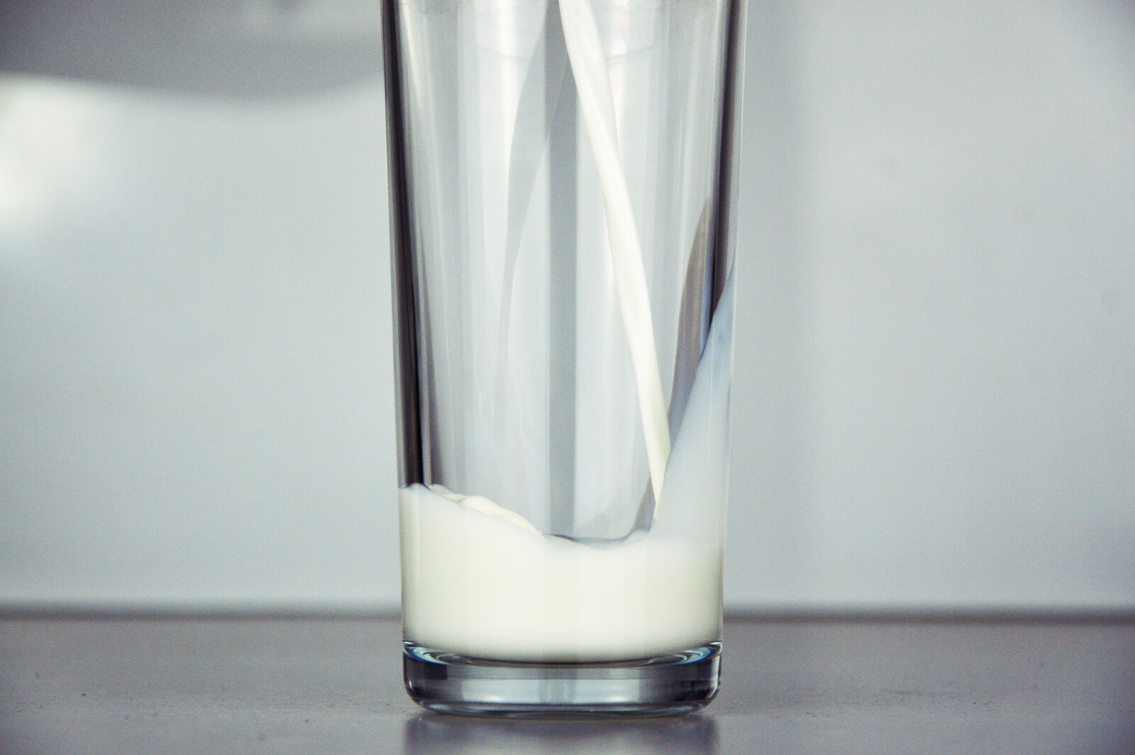 Nikon D3200 sample photo. Milk, glass photography