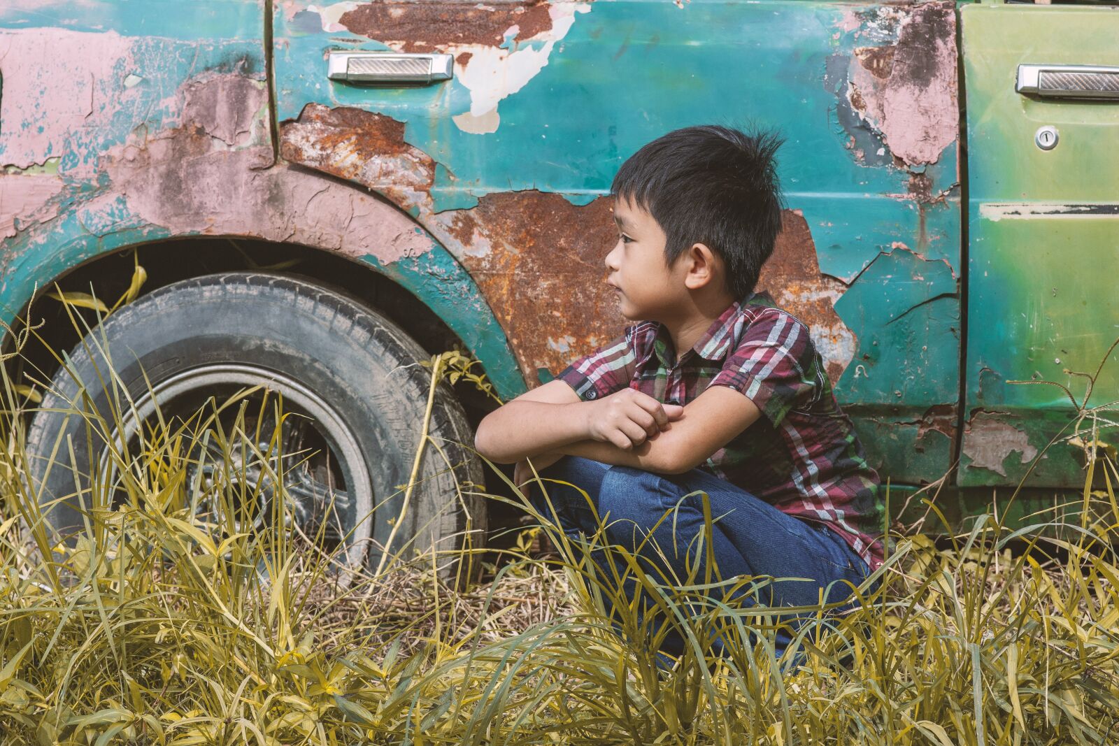 Canon EOS 500D (EOS Rebel T1i / EOS Kiss X3) sample photo. Kid, car, boy photography