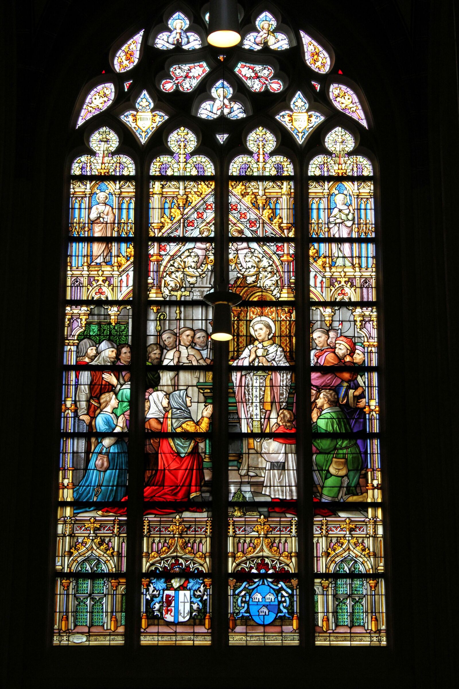 Canon EOS 600D (Rebel EOS T3i / EOS Kiss X5) sample photo. Church, stained glass, stained photography