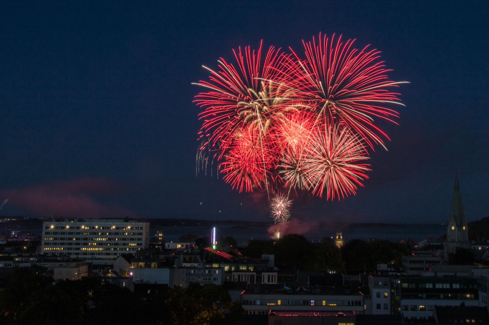 Nikon D3200 sample photo. Fireworks, kristiansand, norway photography