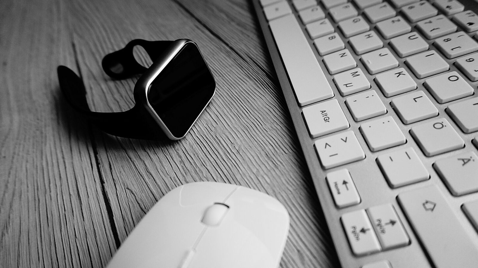 Sony Alpha a5000 (ILCE 5000) sample photo. Smart watch, keyboard, mouse photography