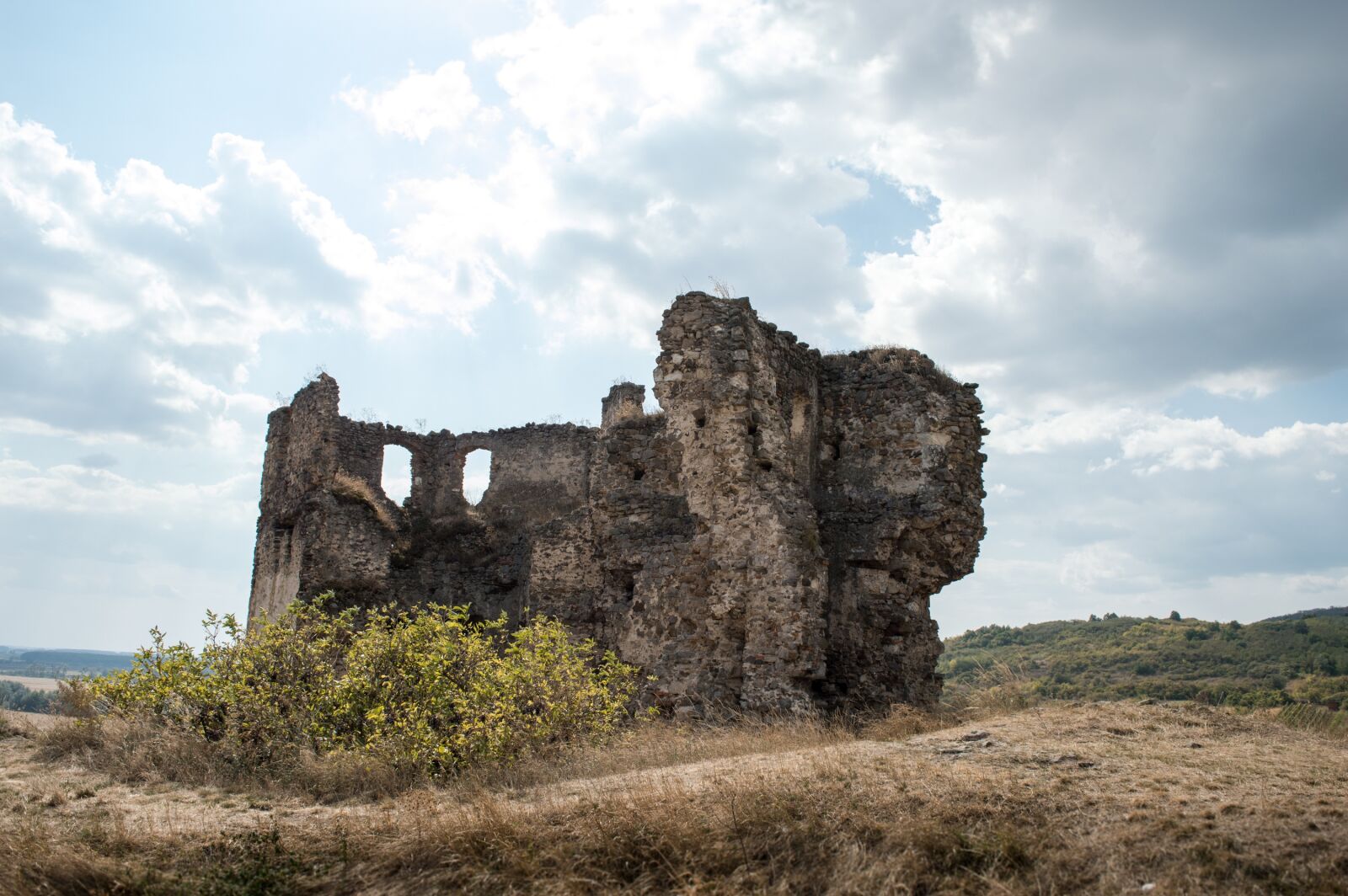 Nikon D3200 sample photo. Ruins, castle, blue photography