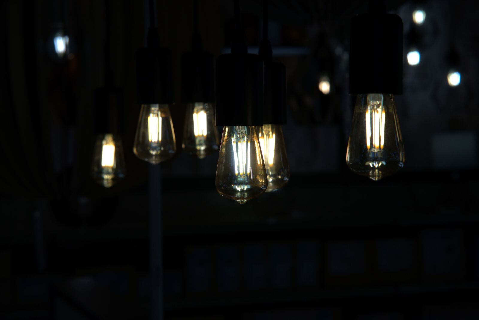 Sony a7 II + Sony FE 85mm F1.8 sample photo. Light, light bulb, energy photography