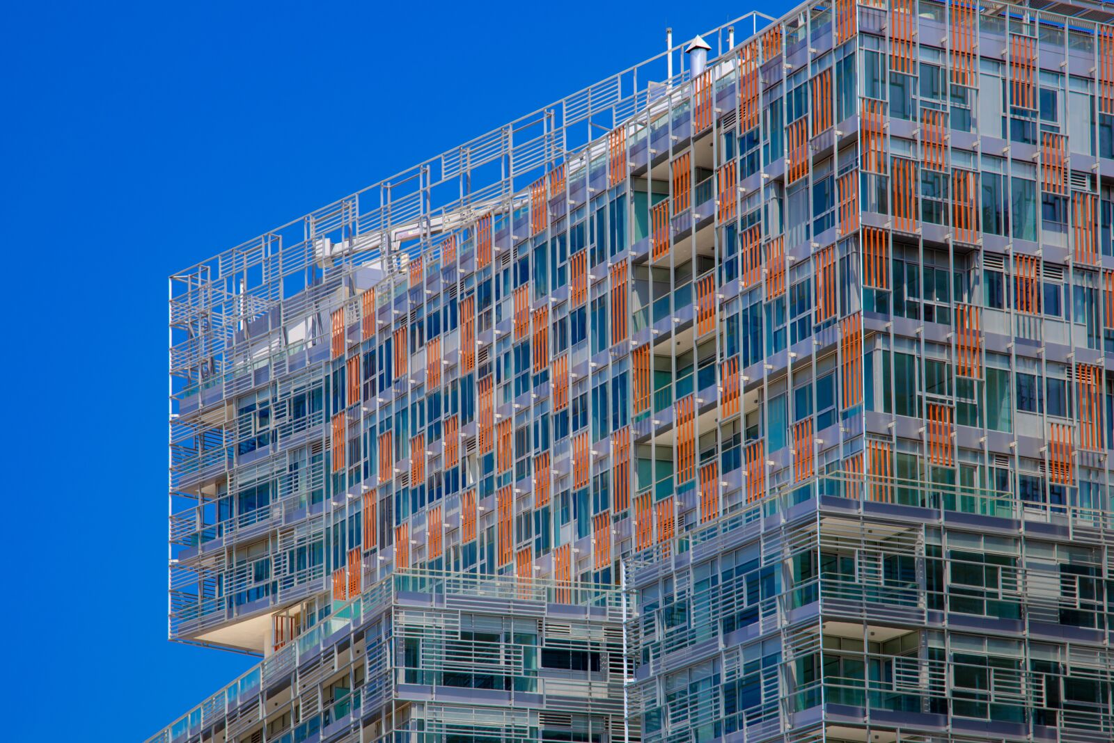 Pentax K-1 Mark II sample photo. Building, modern, architecture photography