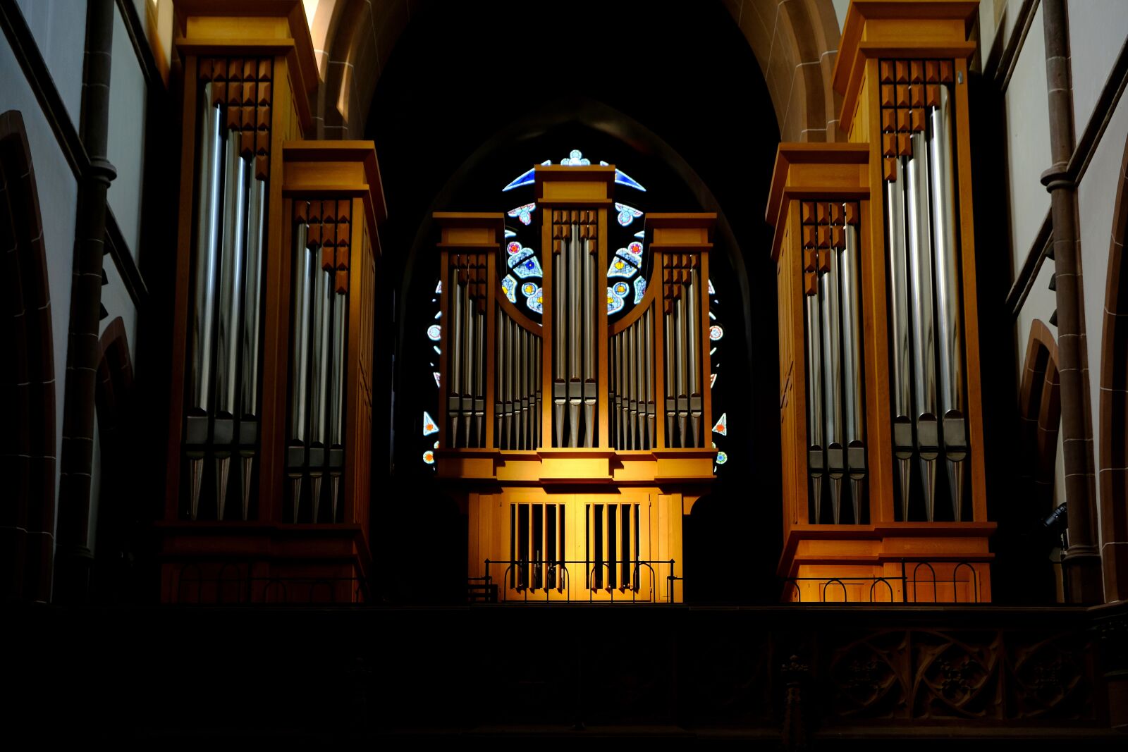 Fujifilm X-T20 sample photo. Church, organ, music photography