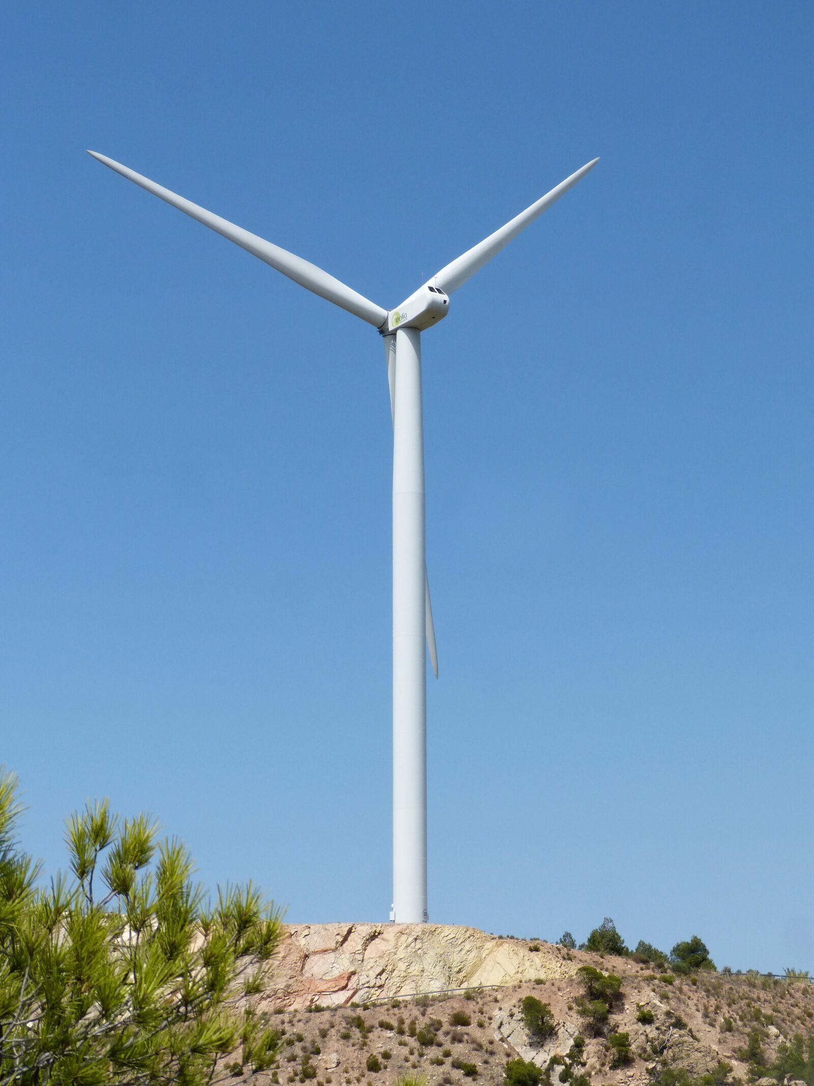 Panasonic DMC-FZ62 sample photo. Wind turbine, mill, top photography