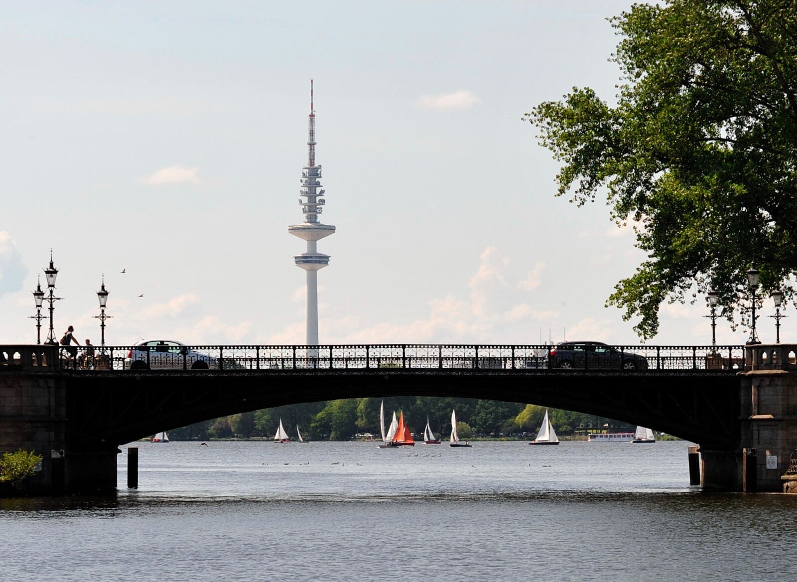 Nikon D700 sample photo. Hamburg, radio tower, alster photography