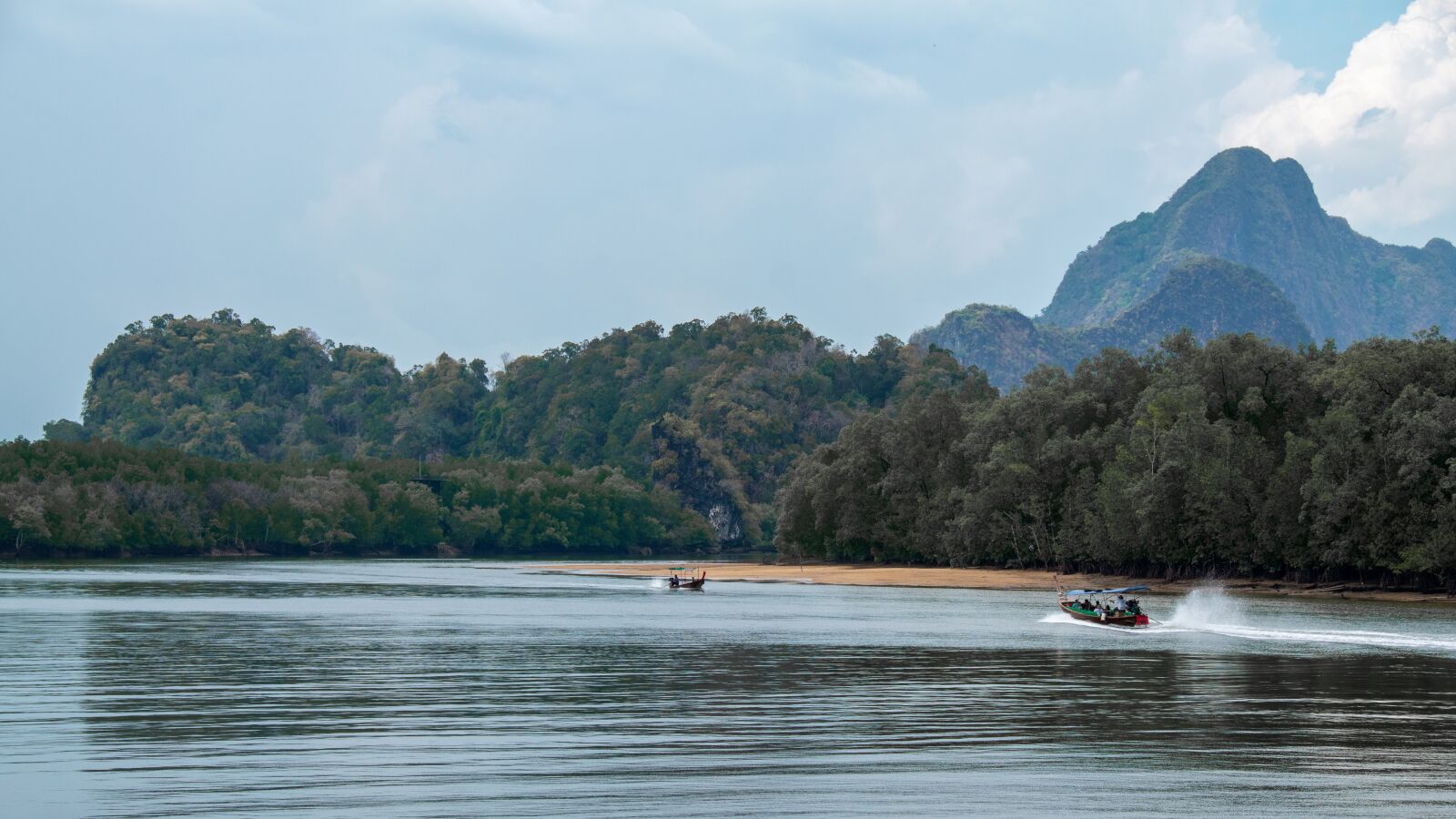 Nikon D5600 sample photo. Boat, lake, mountains photography