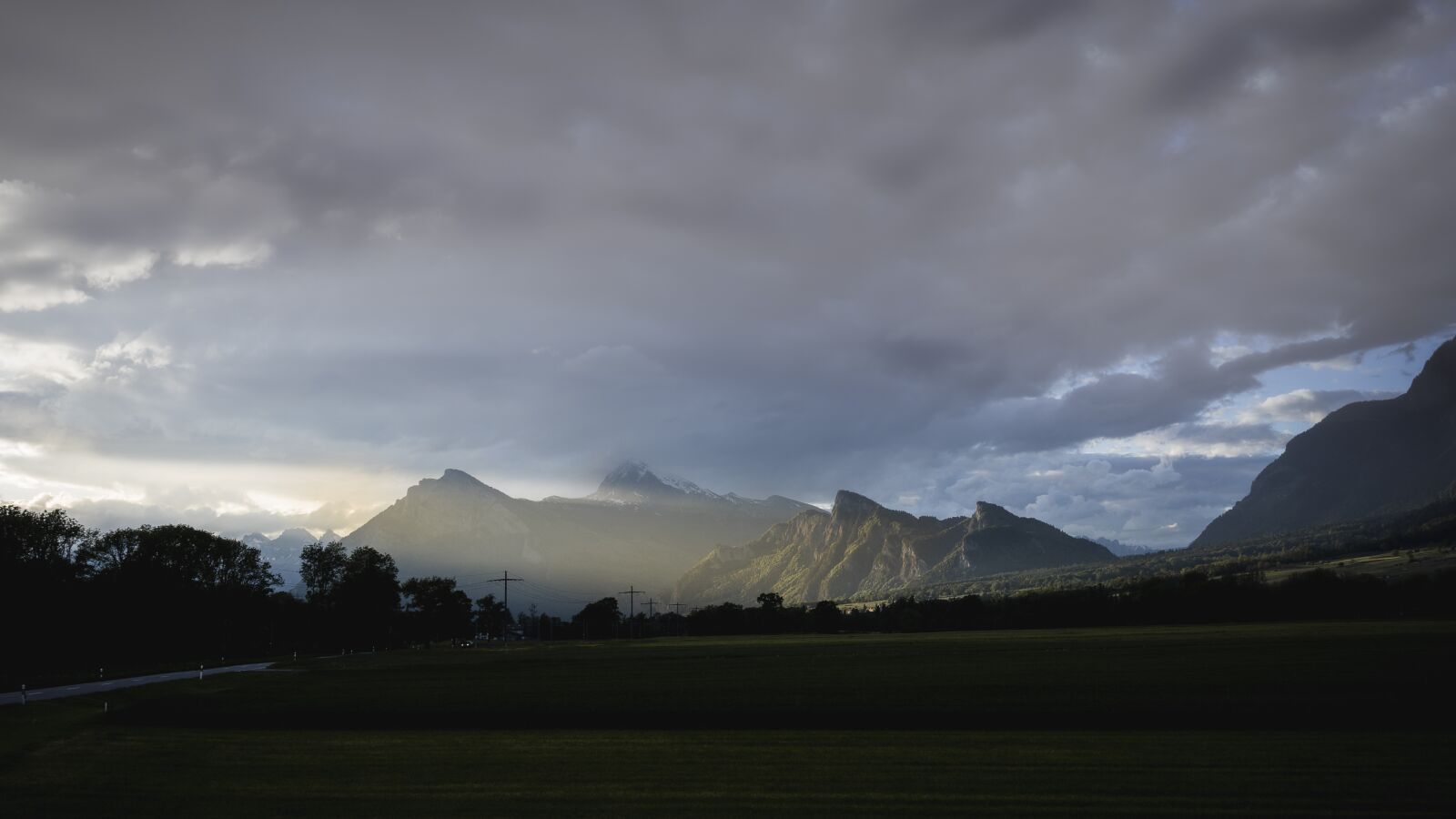 Sony FE 24-105mm F4 G OSS sample photo. Nature, landscape, mountains photography