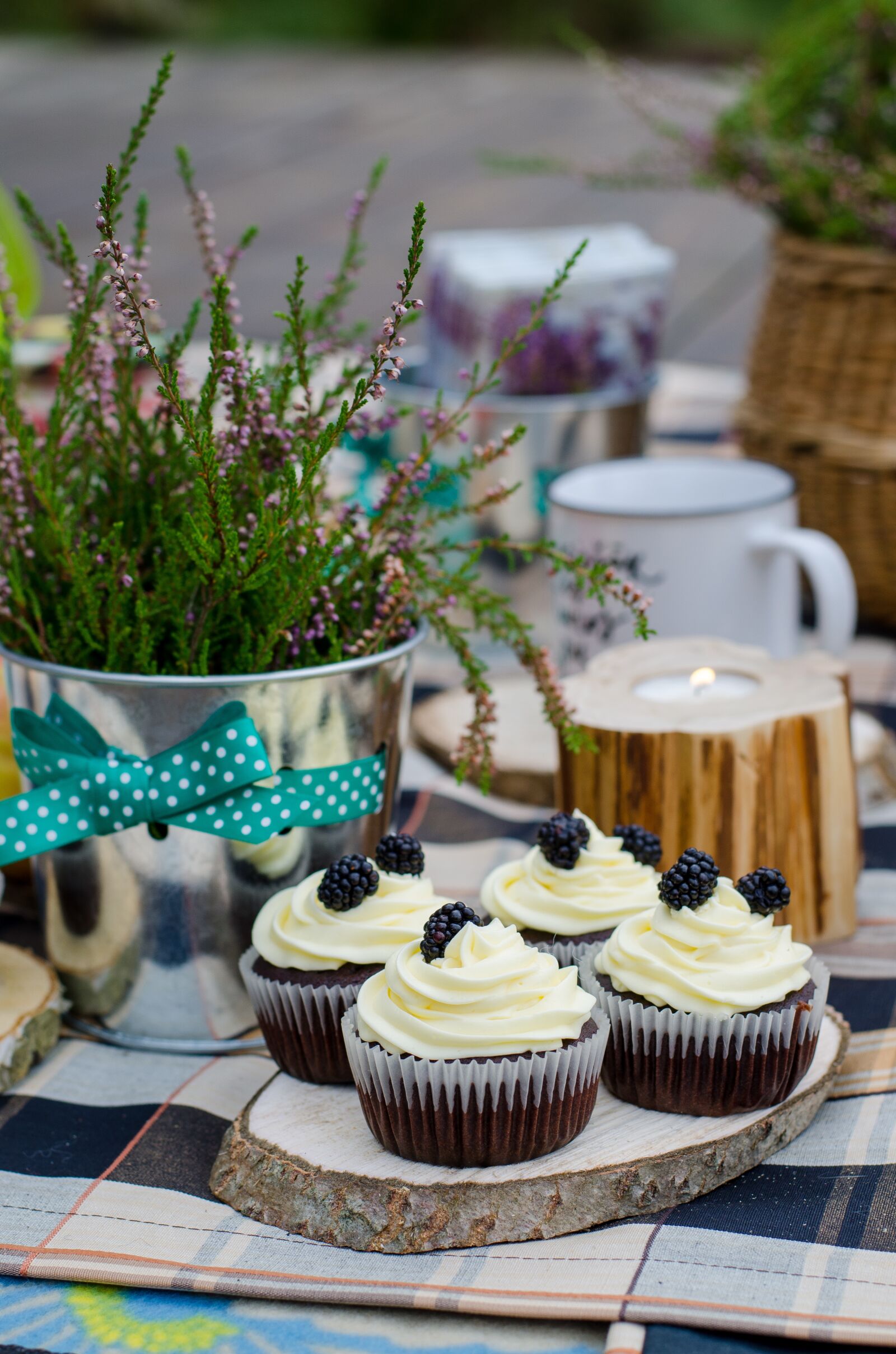 Nikon D7000 sample photo. Picnic, cakes, sweet photography