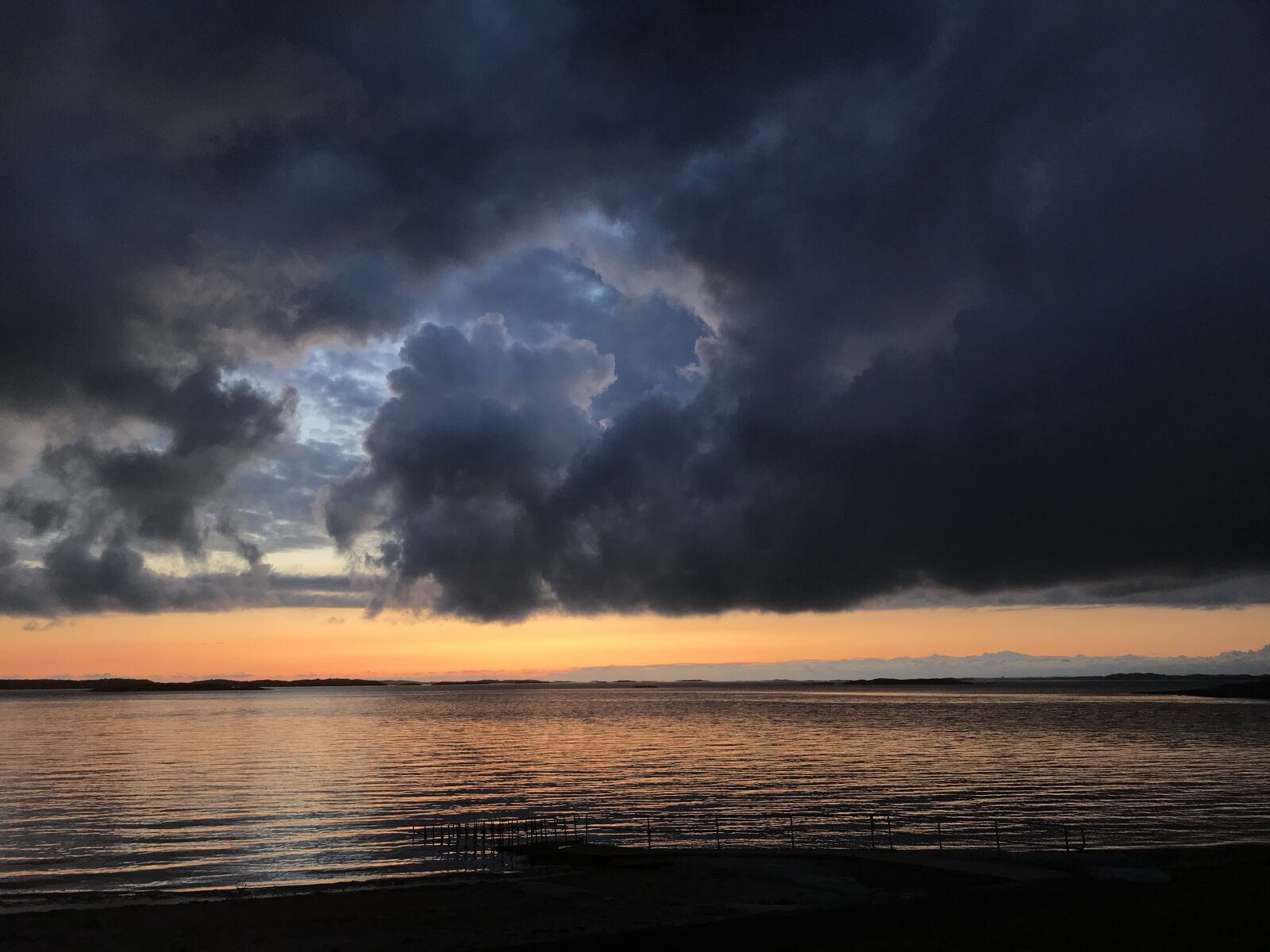iPhone 7 back camera 3.99mm f/1.8 sample photo. Sunset, sweden, bohuslän photography
