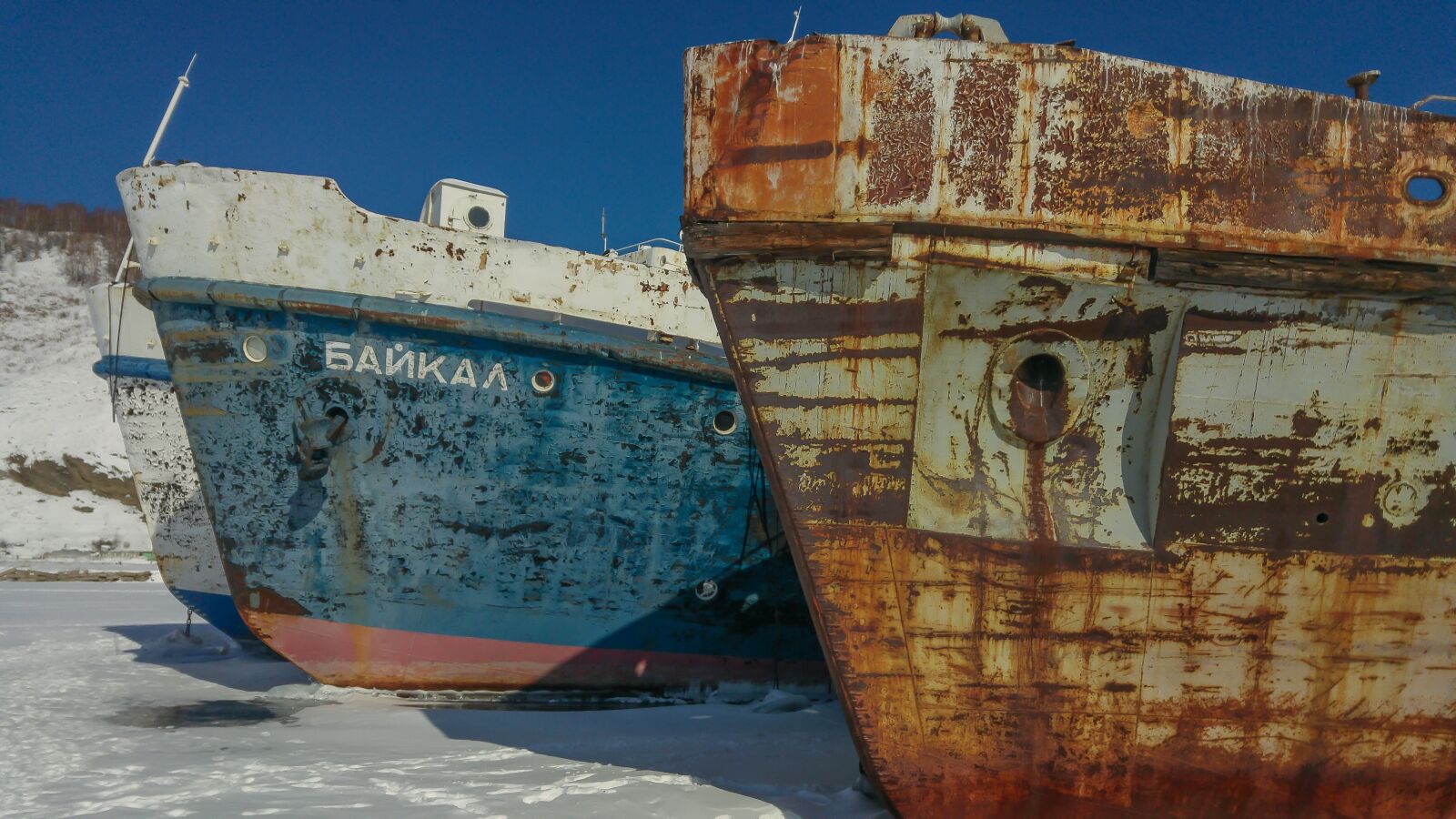 LG G4 sample photo. Irkutsk, lake baikal, boats photography