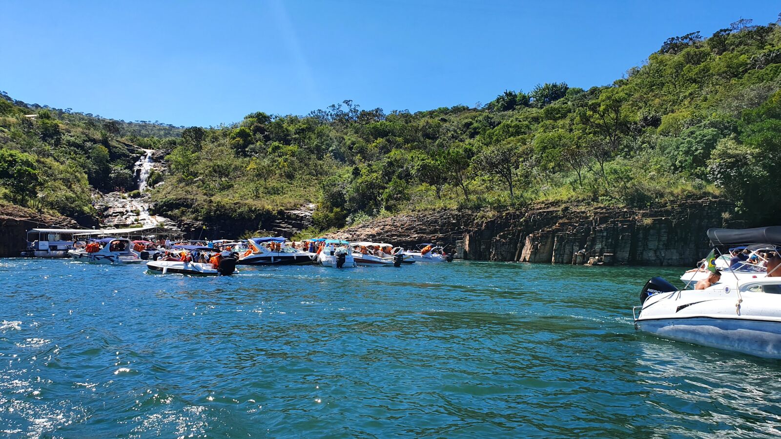 Samsung SM-G973F sample photo. Lake, furnas, brazil photography