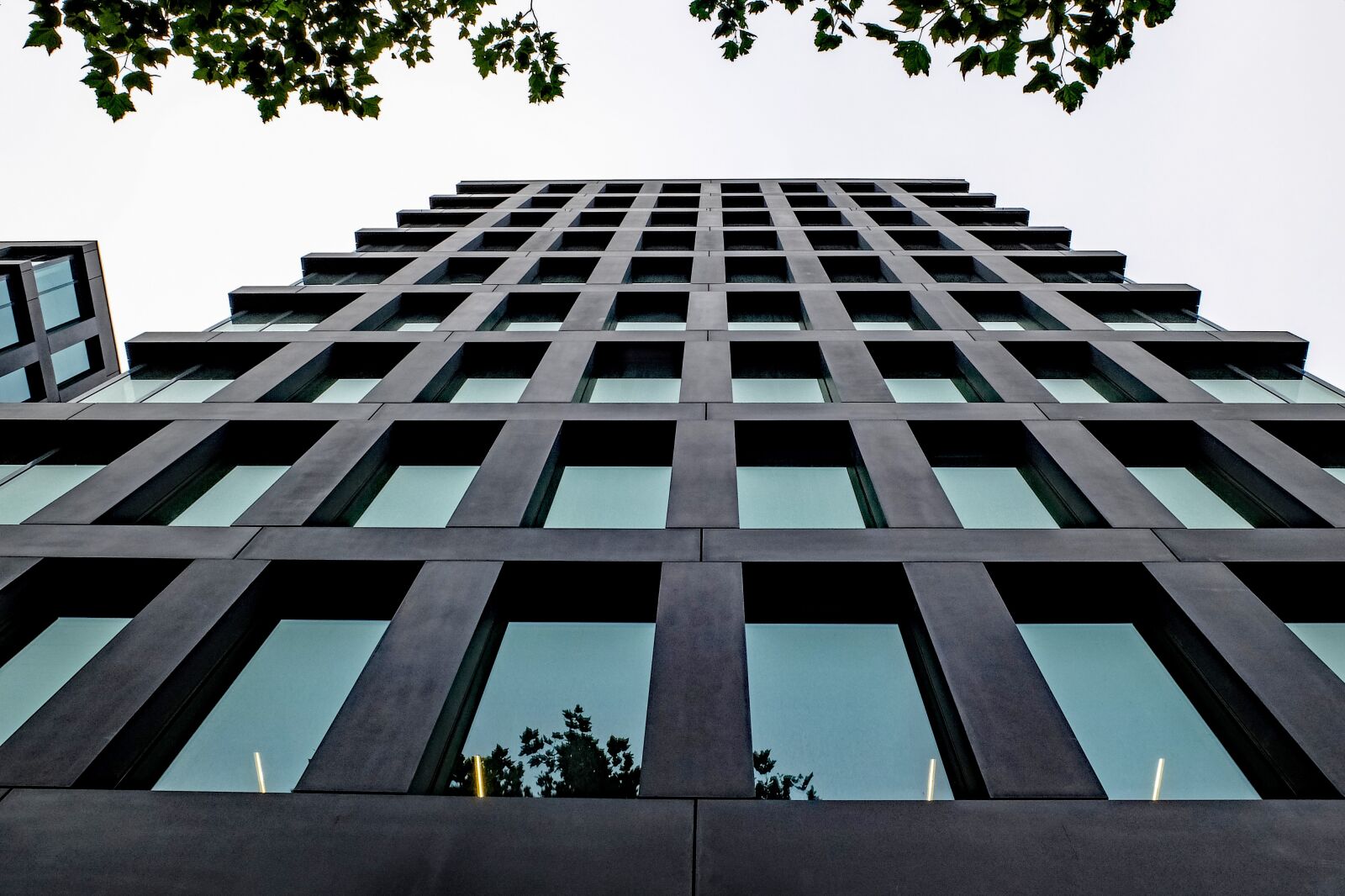 Fujifilm X30 sample photo. Building, tower, architecture photography