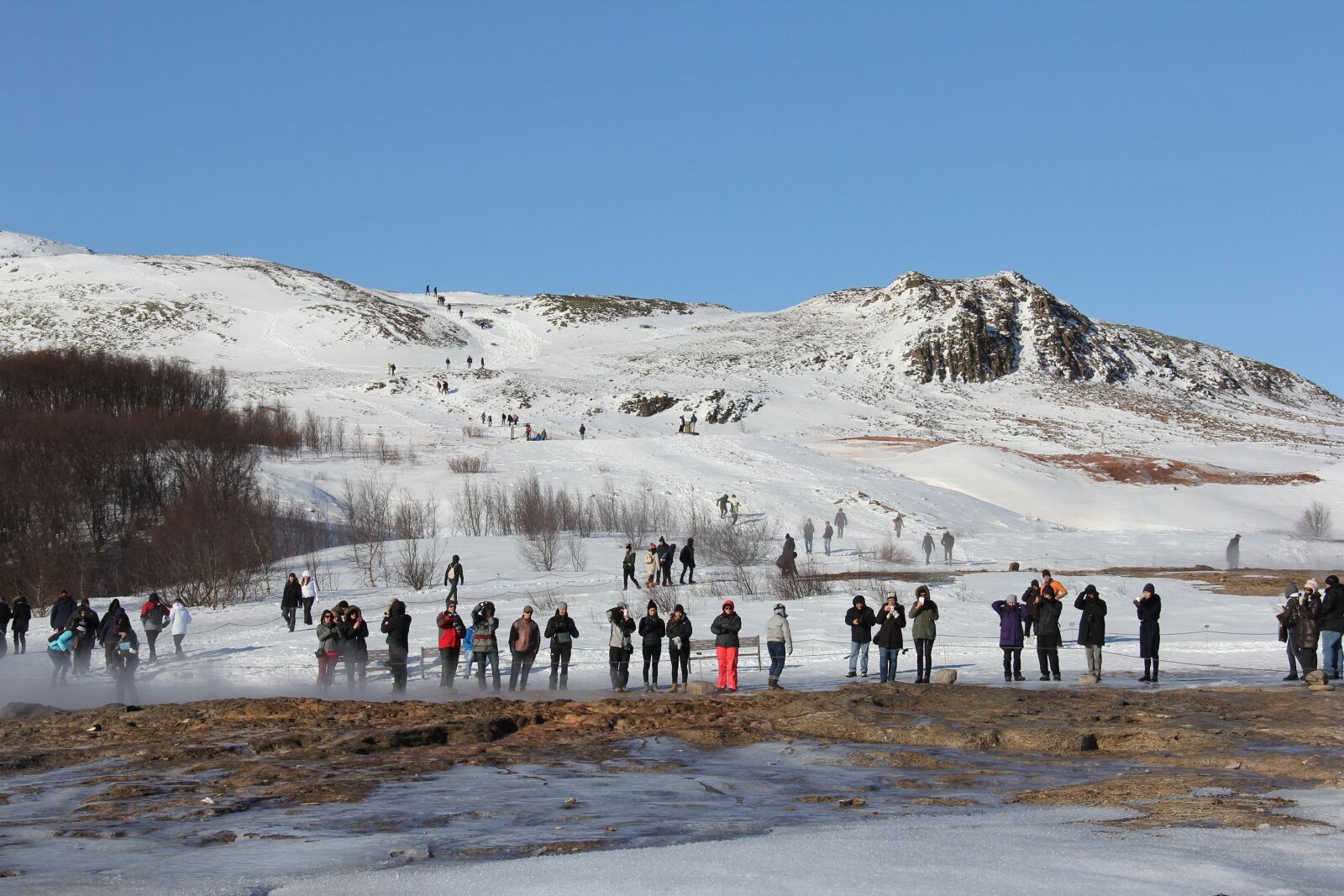 Canon EF-S 18-200mm F3.5-5.6 IS sample photo. Geysir, hot springs, geysers photography