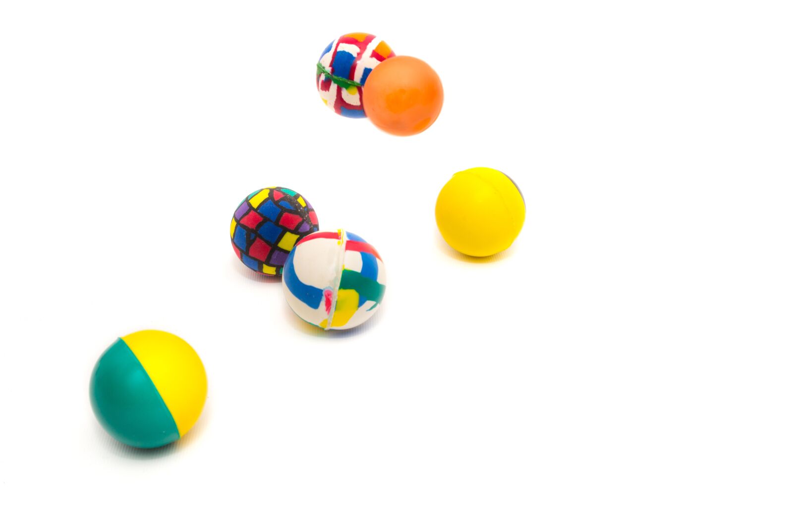 Nikon D610 sample photo. Bouncing, balls, rubber photography
