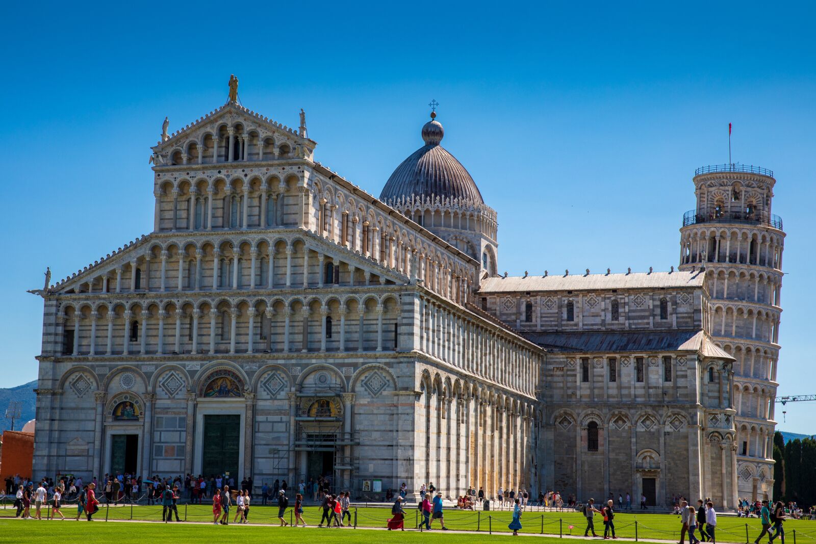 Canon EOS 5D Mark IV sample photo. Pisa, italy, most photography