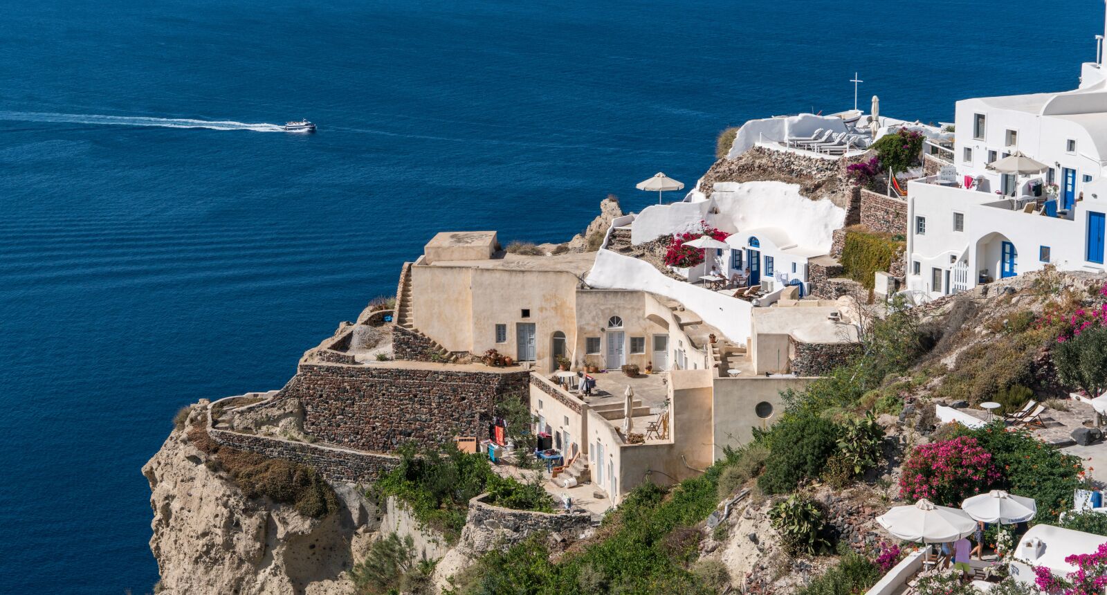 Sony a7R II + Sony FE 24-240mm F3.5-6.3 OSS sample photo. Santorini, oia, greece photography