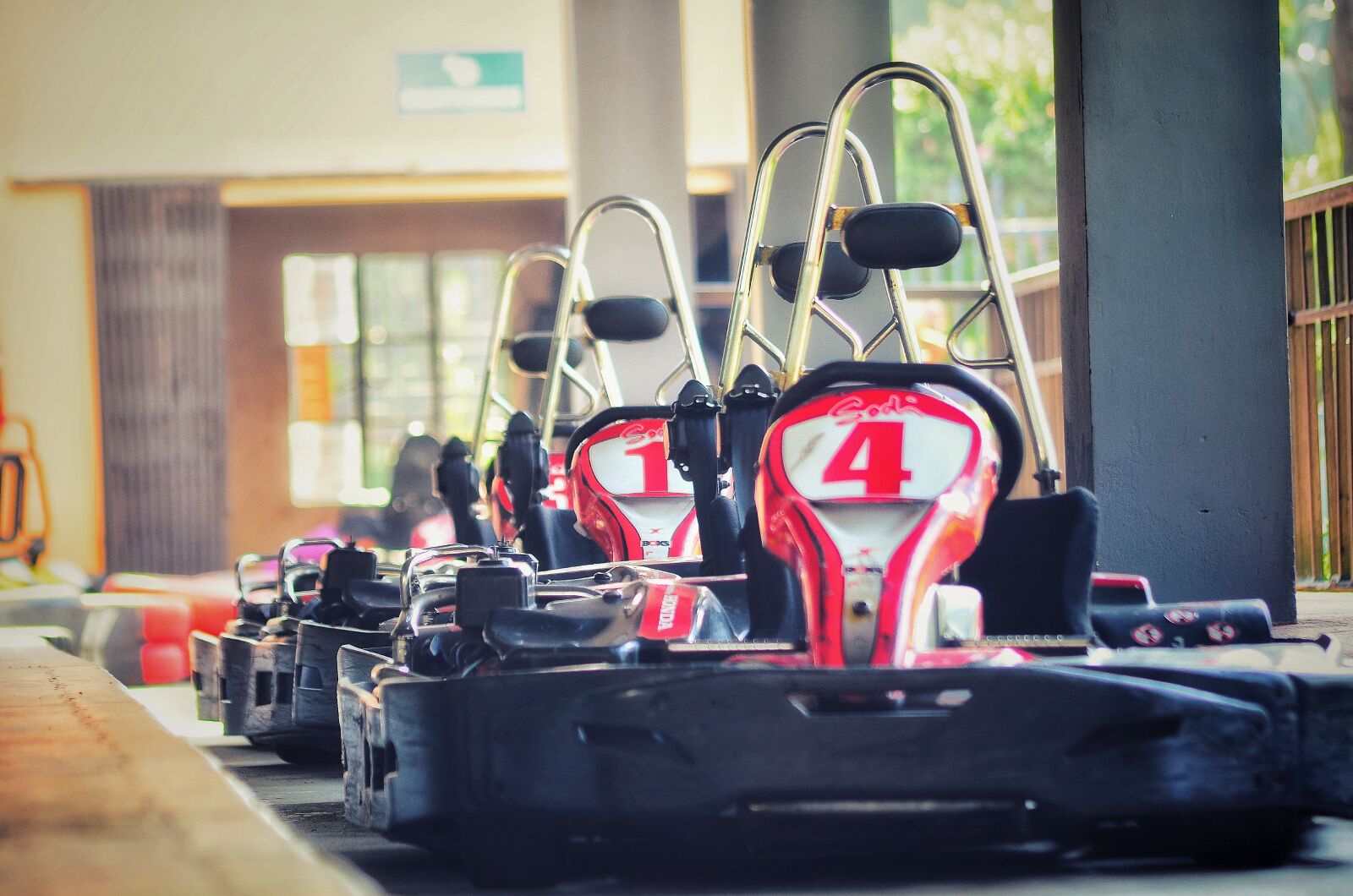 Nikon D5100 sample photo. Formula, racing, cars photography