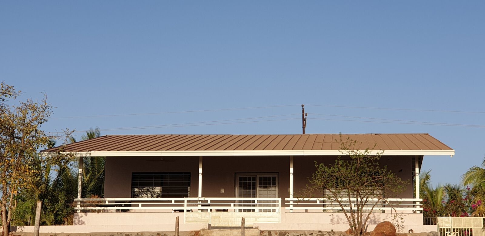 Samsung SM-N960F sample photo. Farmhouse, nature, roofing photography