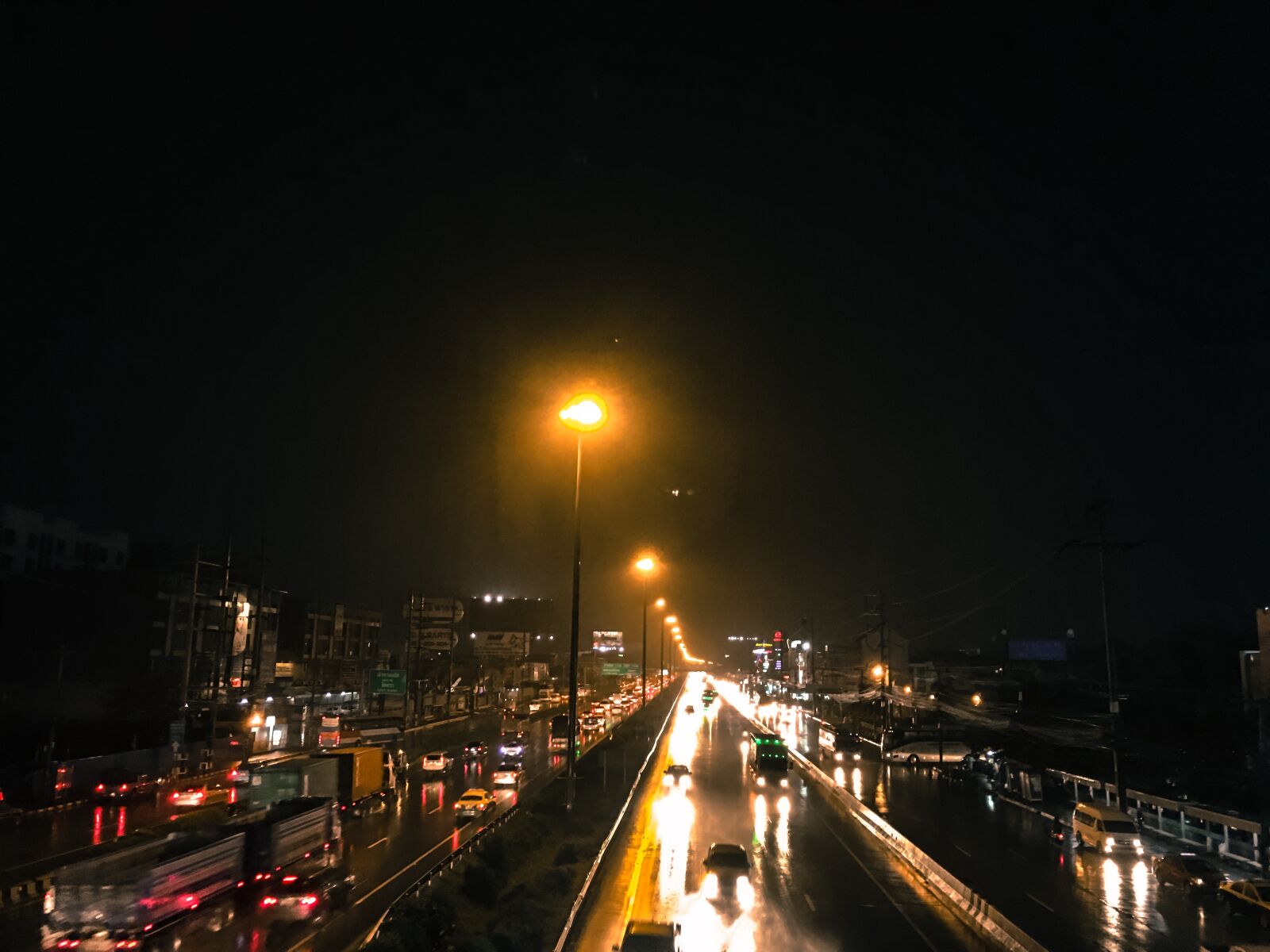 Apple iPhone 6s Plus sample photo. Bangkok, nightlight, raining, thailand photography
