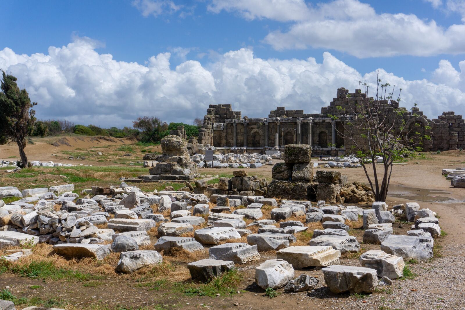 Sony E 16-50mm F3.5-5.6 PZ OSS sample photo. Turkey, side, vacations photography