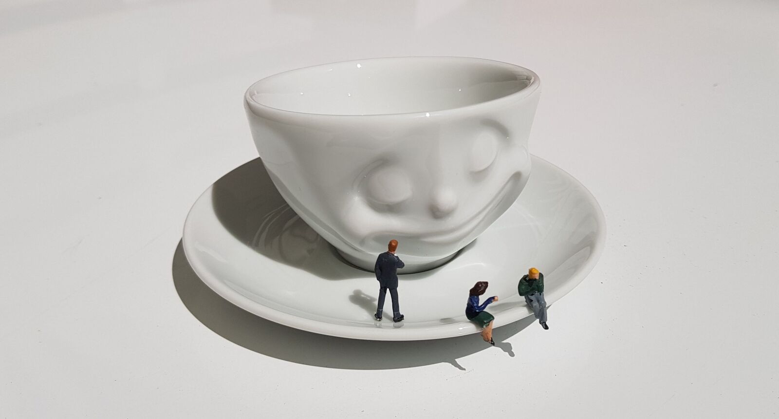 Samsung Galaxy S8+ sample photo. Espresso, cup, miniature figures photography