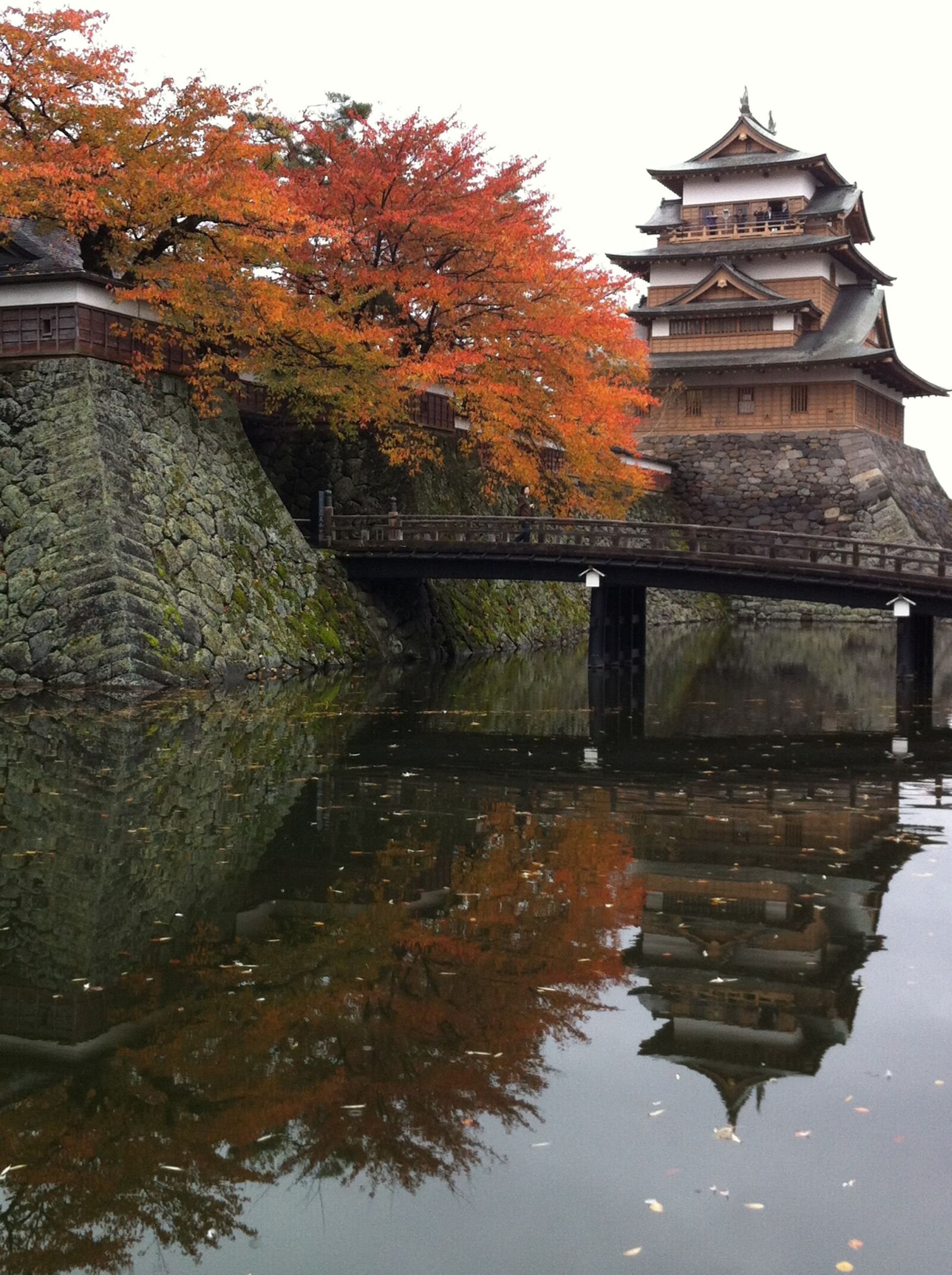 Apple iPhone 4 sample photo. Takashima, castle, lake suwa photography