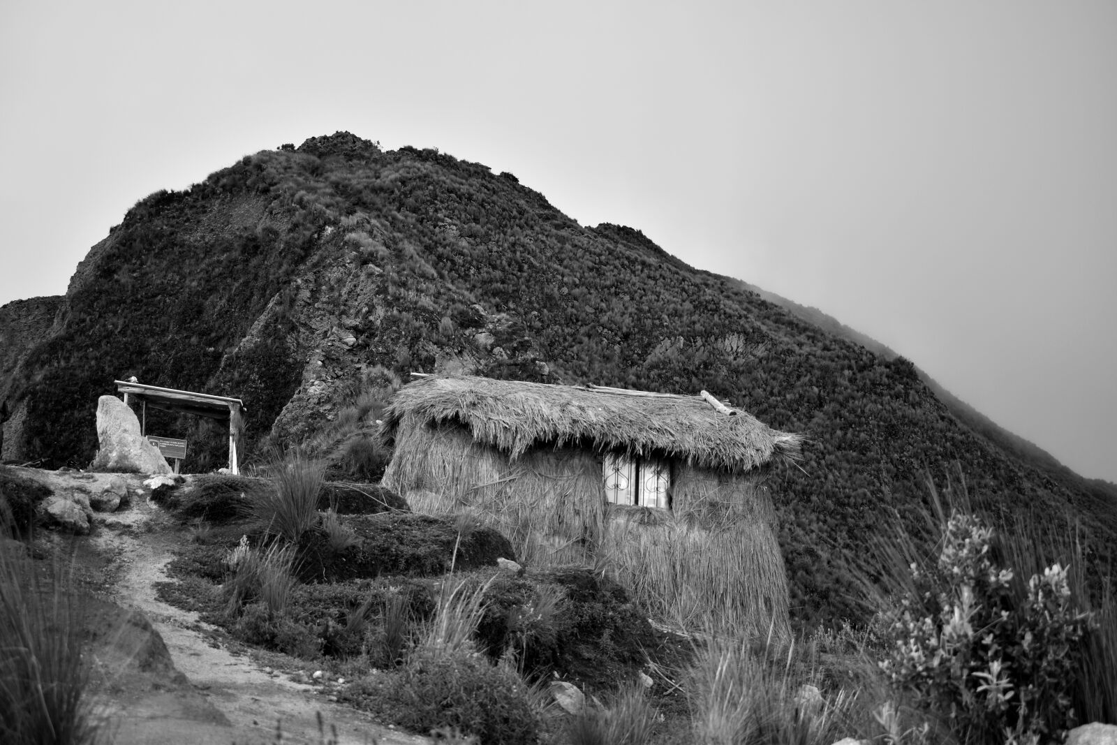 Nikon D3500 sample photo. Ecuador, landscape, laguna photography