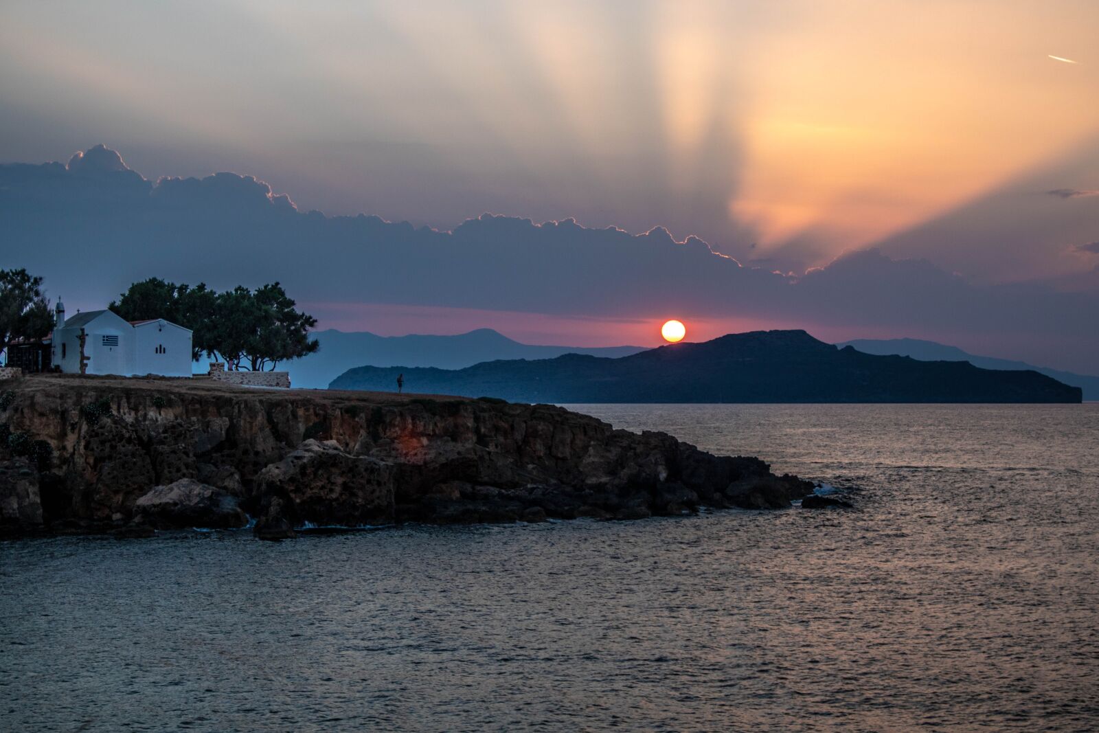 Canon EOS 750D (EOS Rebel T6i / EOS Kiss X8i) sample photo. Sunset, sea, church photography