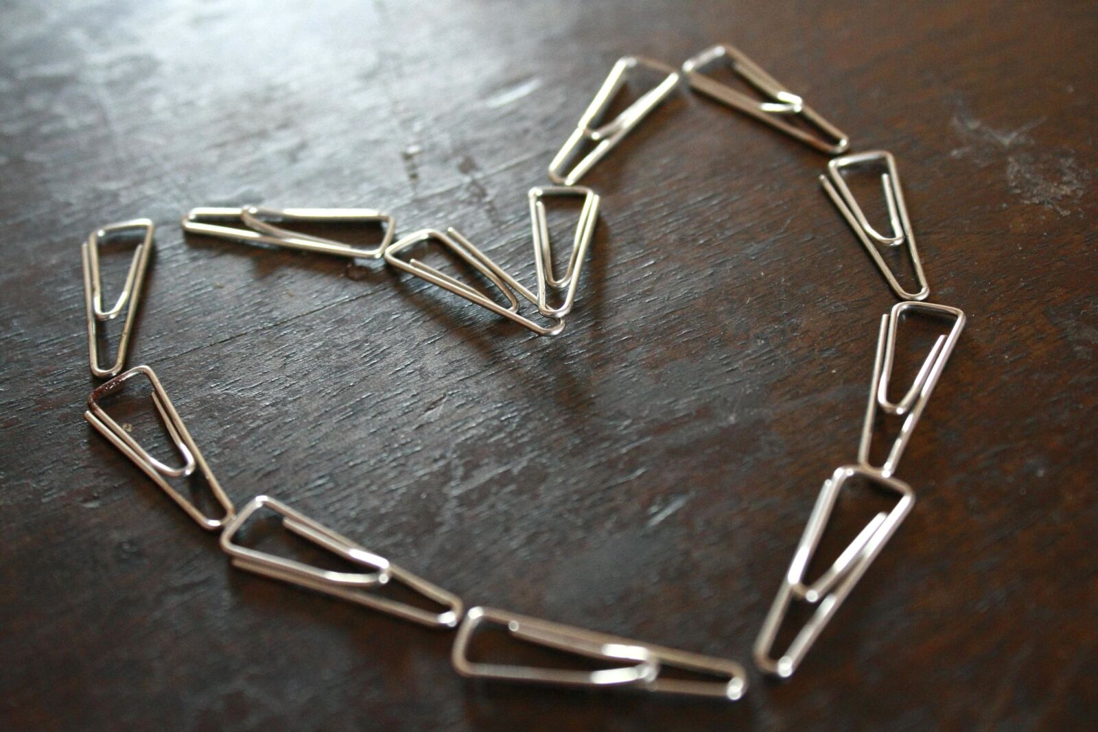 Canon EOS 1000D (EOS Digital Rebel XS / EOS Kiss F) sample photo. Heart, safety pins, object photography