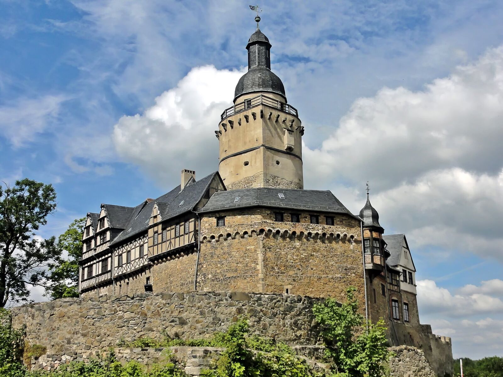 Sony DSC-HX5V sample photo. Castle falkenstein, monument, resin photography