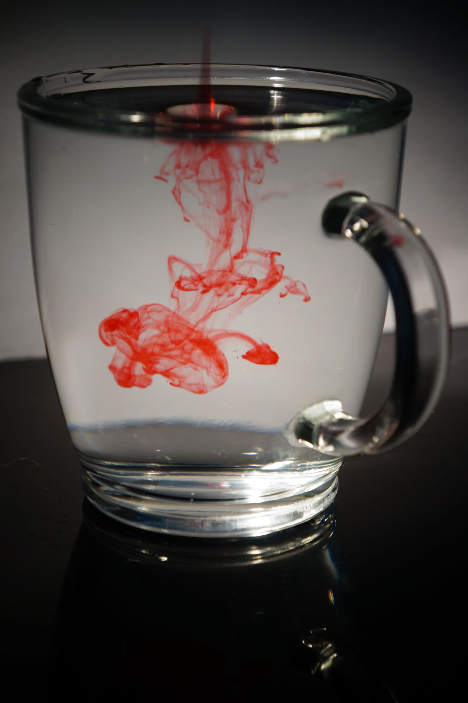 Sony Alpha a3000 sample photo. Water, glass, game colors photography