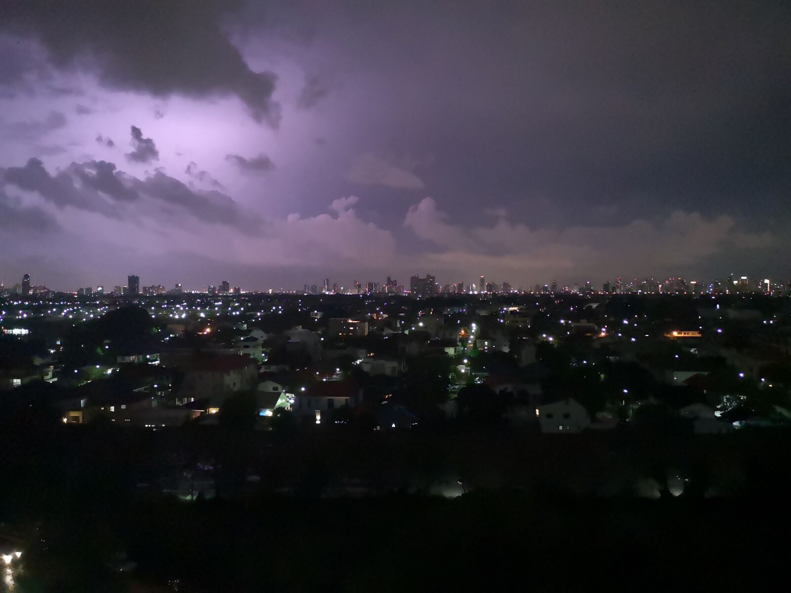 HUAWEI CLT-L29 sample photo. Lightning, sky, night photography